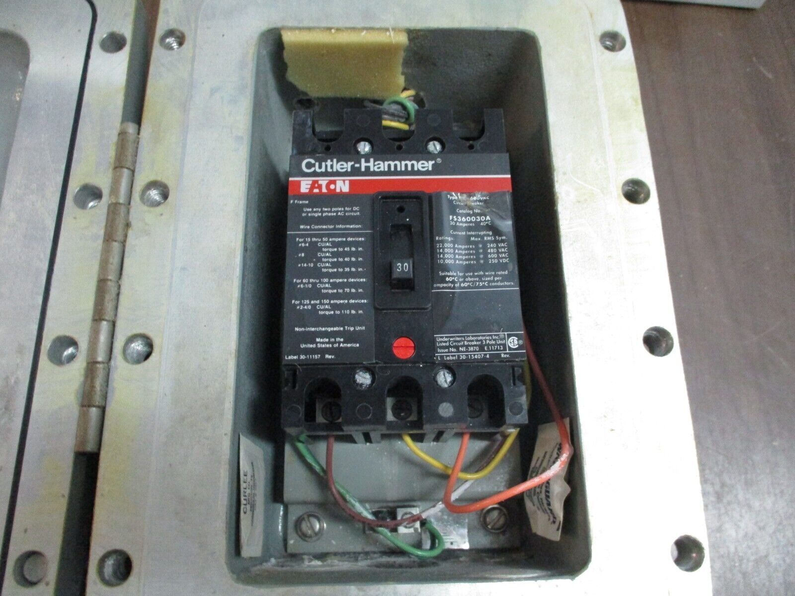 Cutler-Hammer Explosion Proof Circuit Breaker Enclosure EAB 30A 600V Used