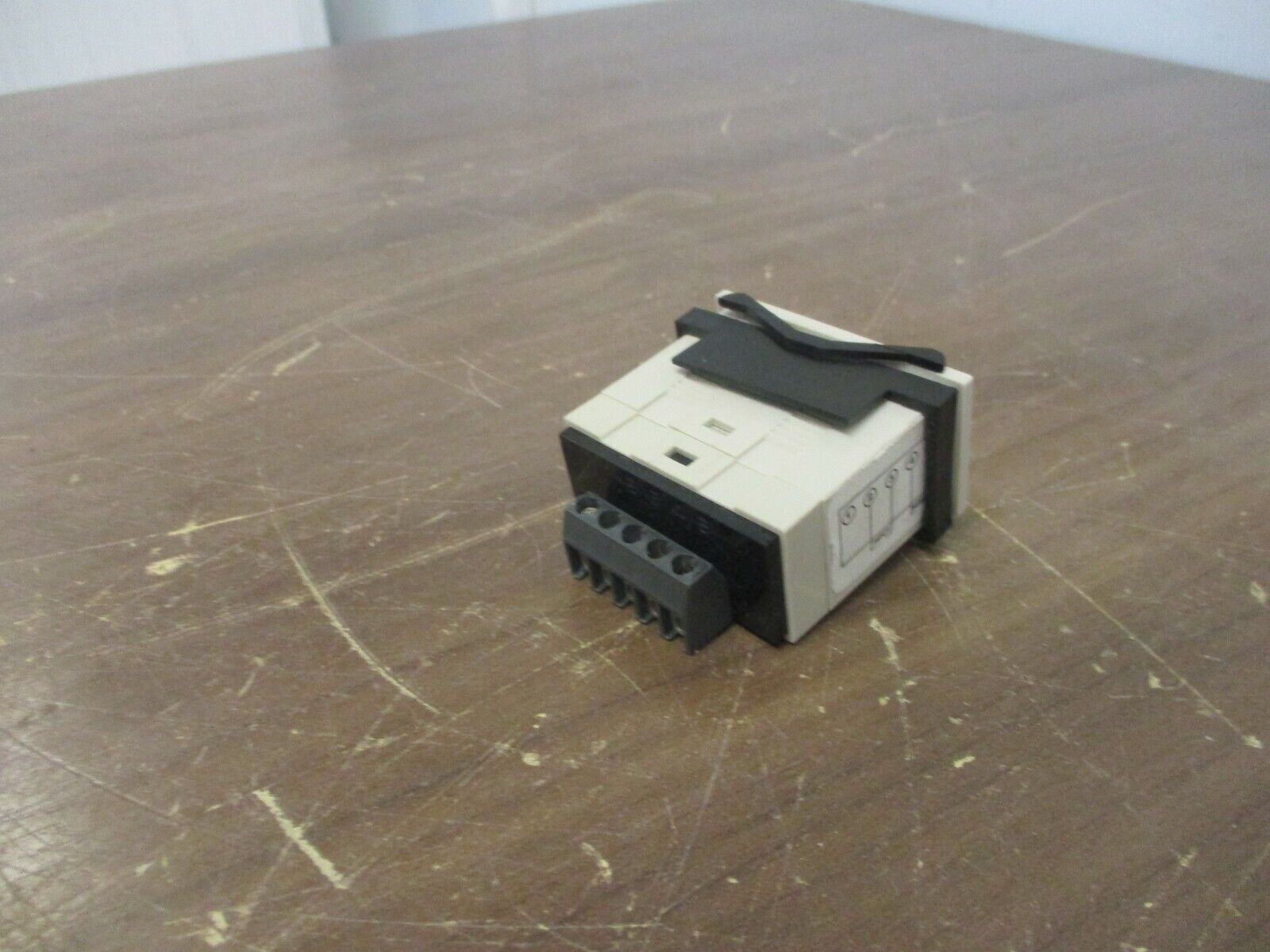 Redington Digital Counter 5300-2000 20-250V Used