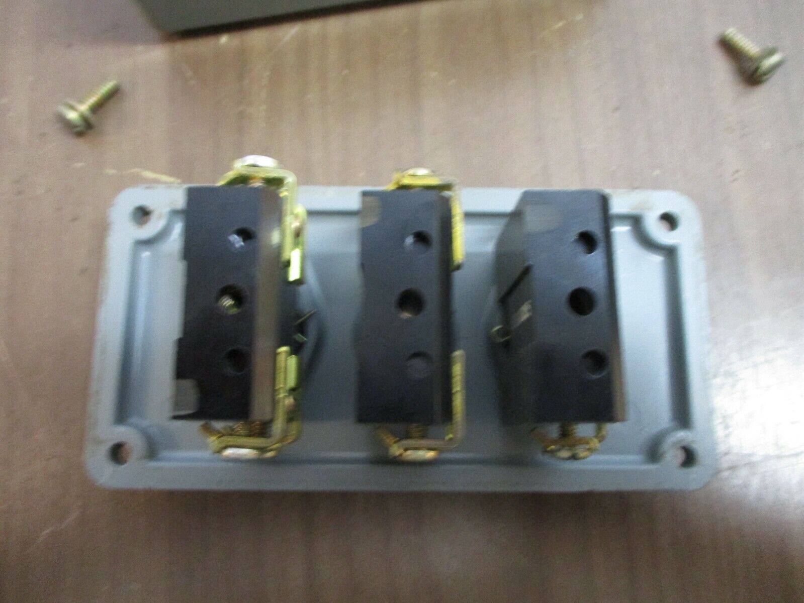 Square D Control Station 9001 RK-2B Up / Down / Stop 600V Used