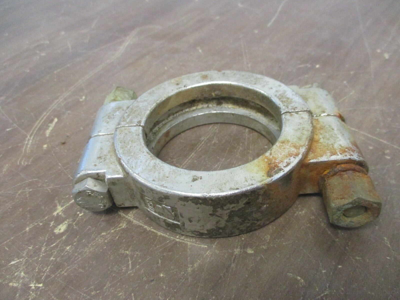 Misc. Brand Stainless Steel High-Pressure Sanitary Clamp Size: 2" Used