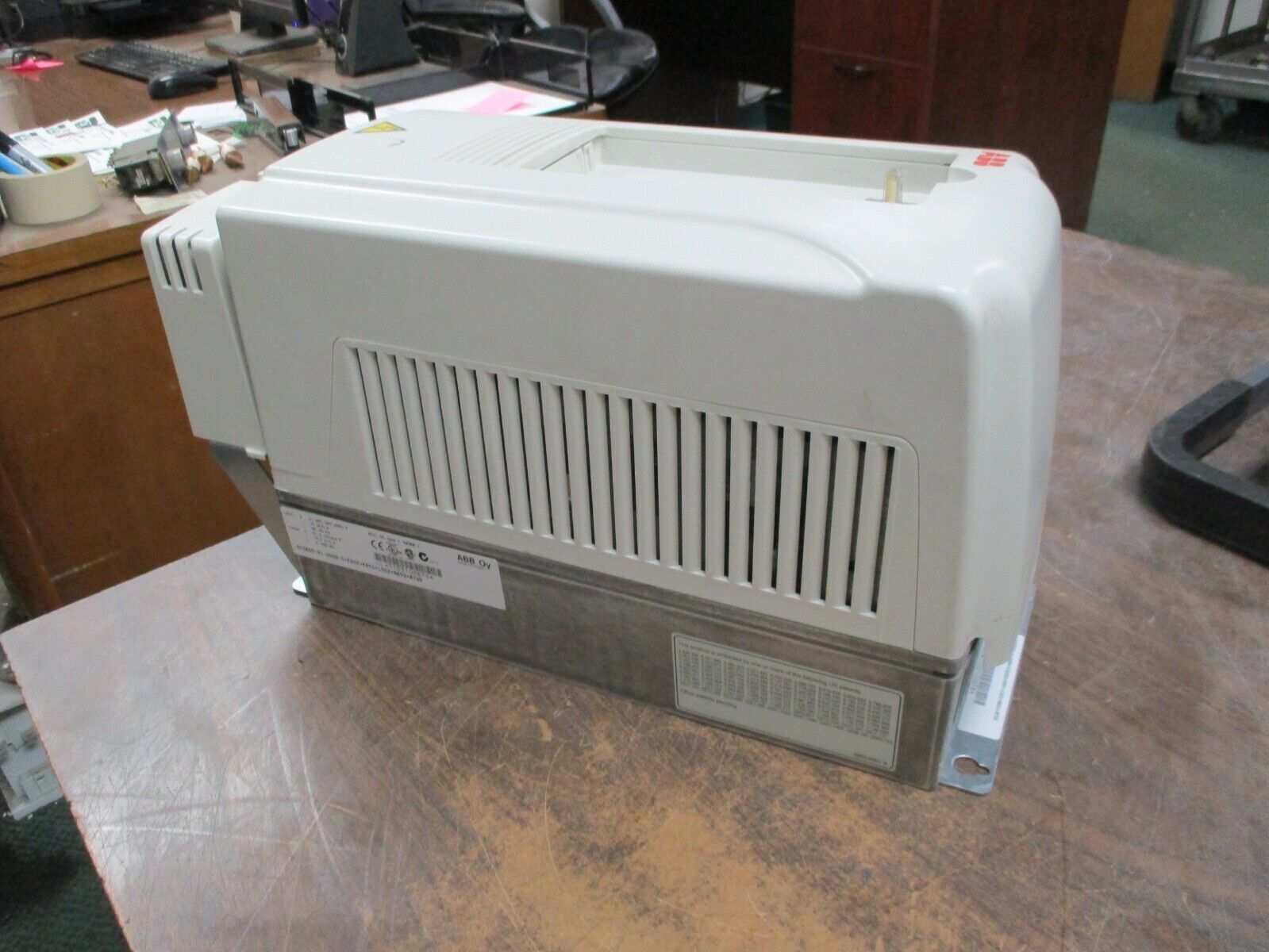 ABB ACS800 AC Drive ACS800-01-0009-5+E202+K451+L502+N653+R700 7.5HP 3Ph Used