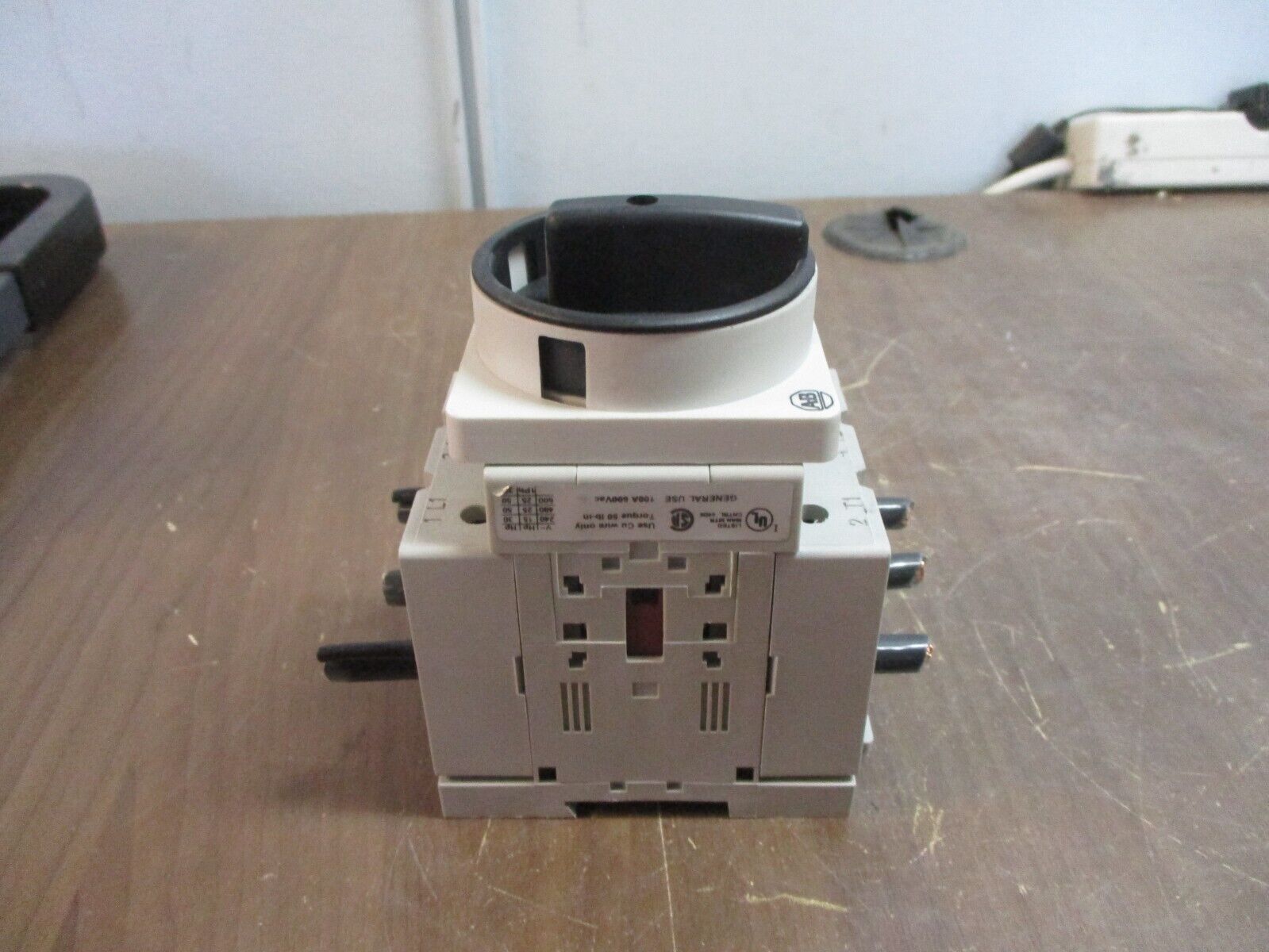 Allen-Bradley Disconnect Switch 194E-A100-1753 Ser. B 100A Used