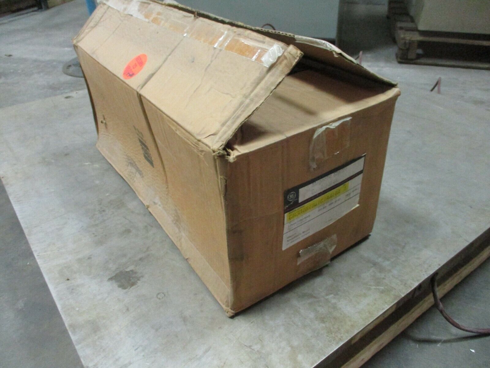 GE Size 0 Breaker Combination CR307BT04TC1AAL6A 460-480V Coil New Surplus