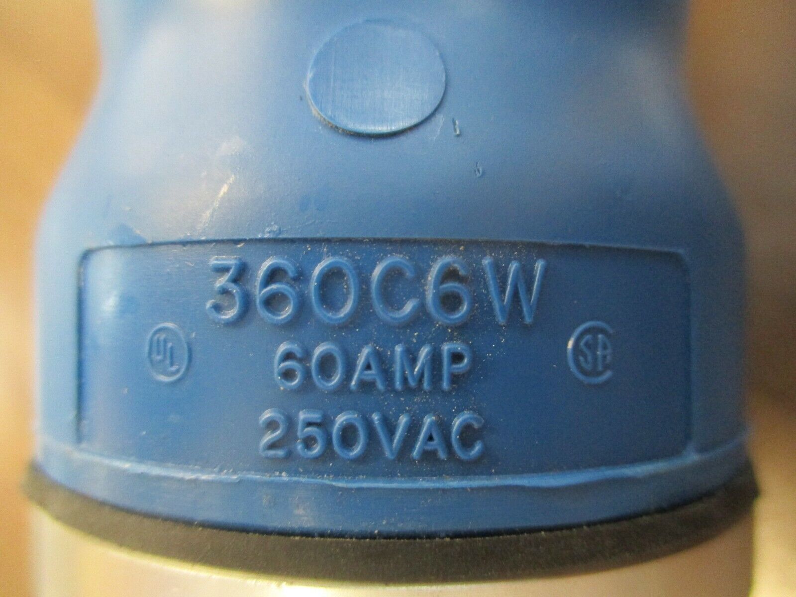 Hubbell Connector 360C6W 60A 250V Used