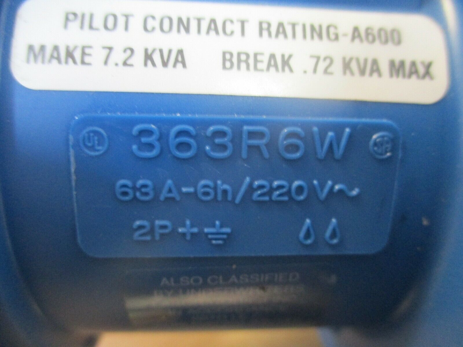 Mennekes/Hubbell Plug & Receptacle Set ME360P6-1227/363R6W 63A 220V 3W 2P Used