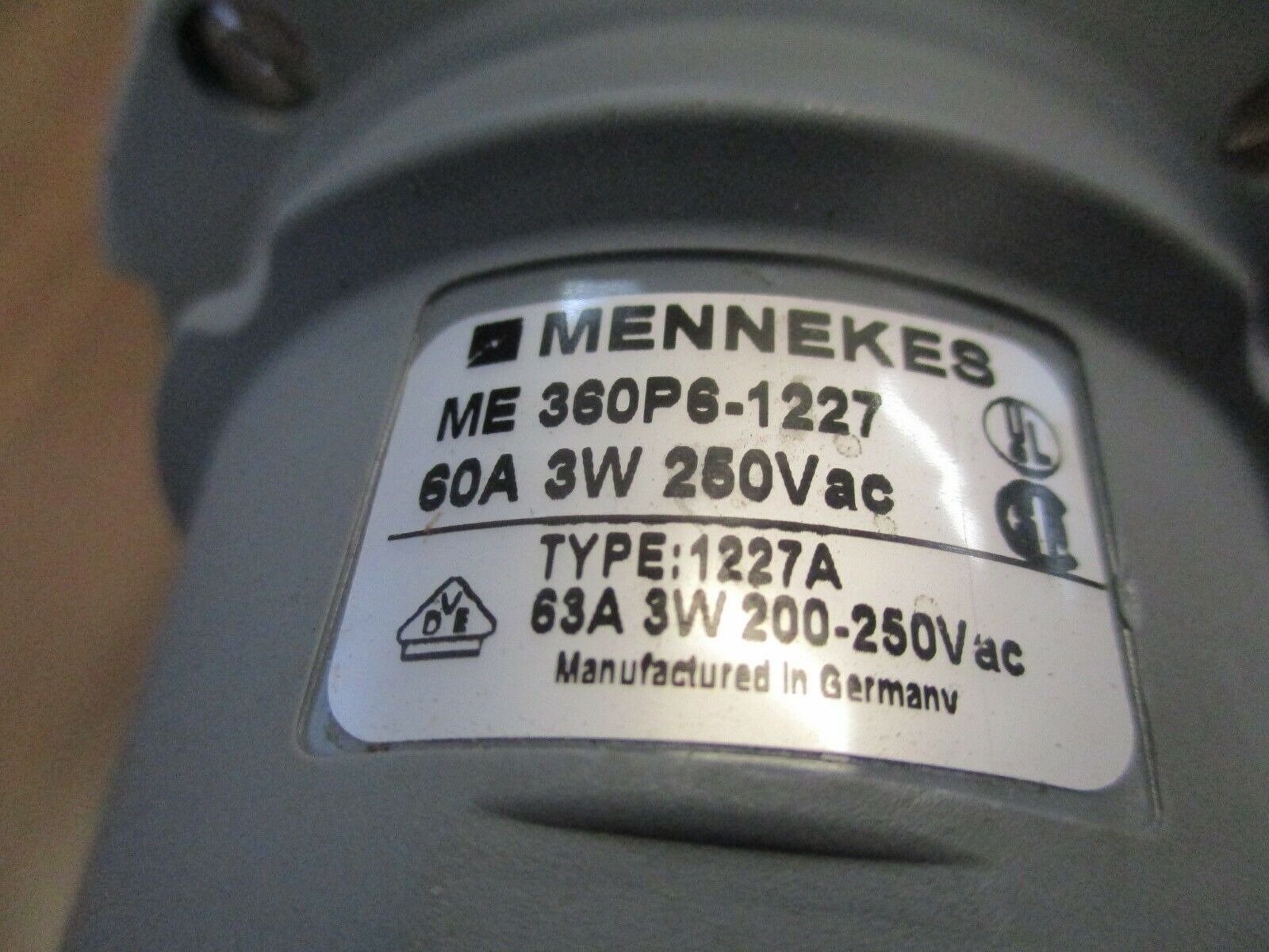 Mennekes/Hubbell Plug & Receptacle Set ME360P6-1227/363R6W 63A 220V 3W 2P Used