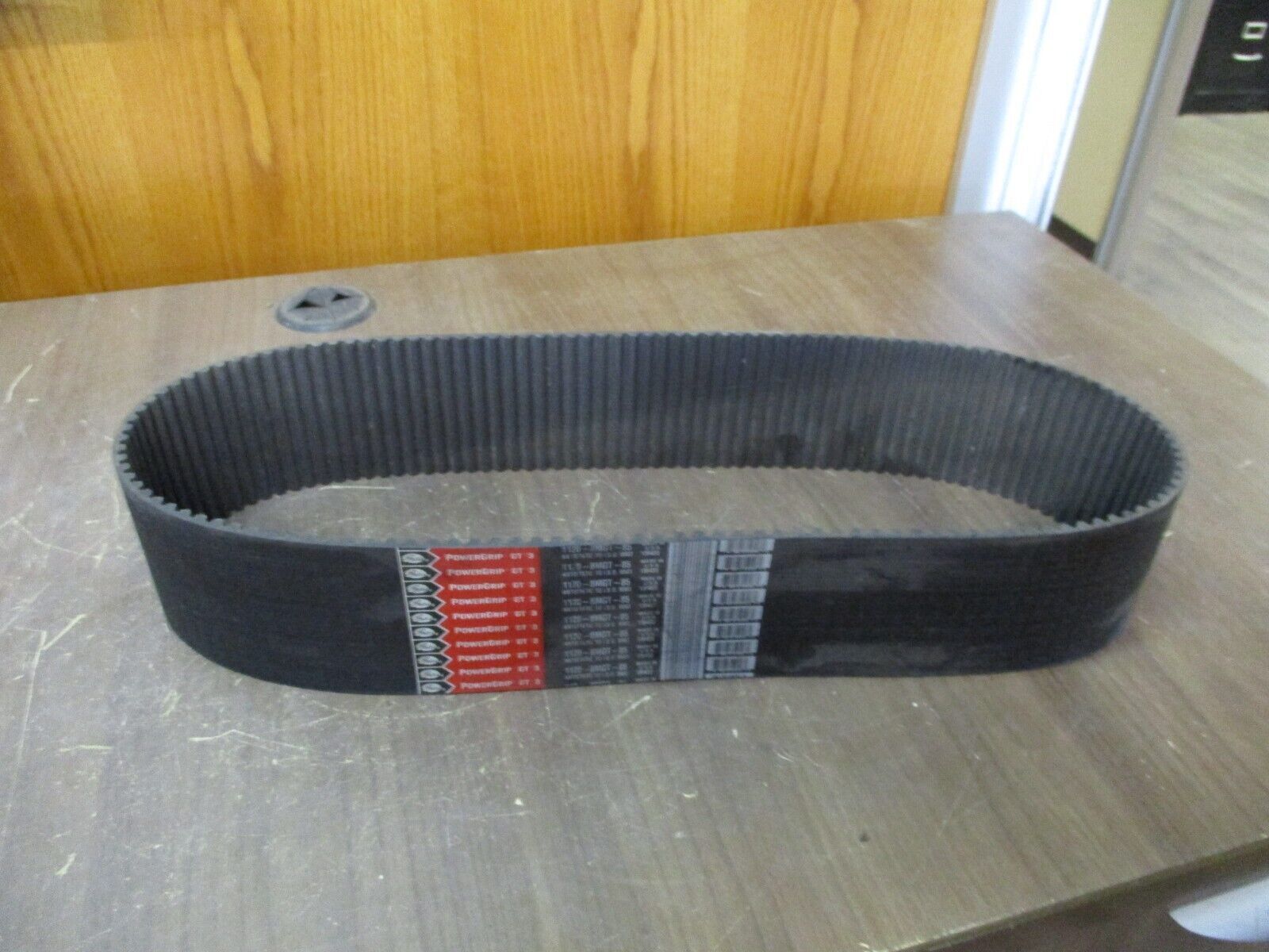 Gates PowerGrip GT3 Belt 1120-8MGT-85 *No Box* New Surplus