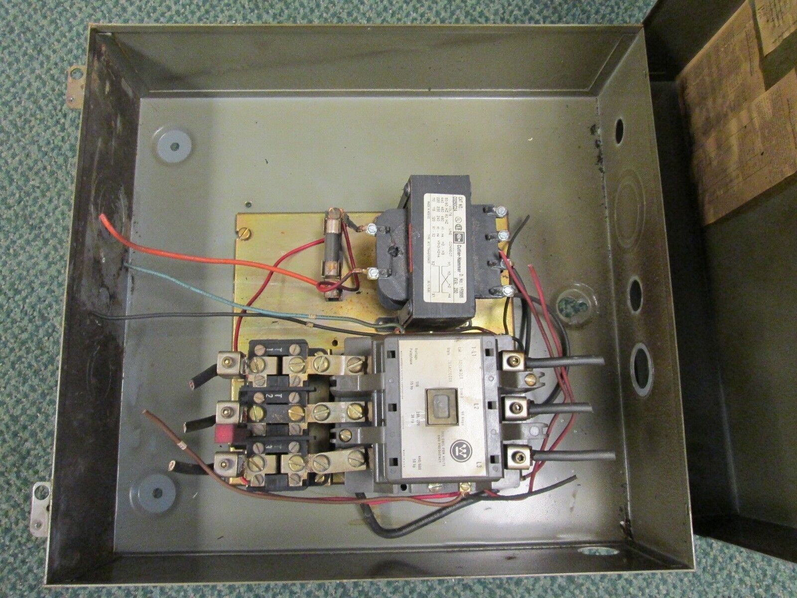 Westinghouse Enclosed Starter A200M3CX Size 3 120V Coil 240/480-120V Control Tr.
