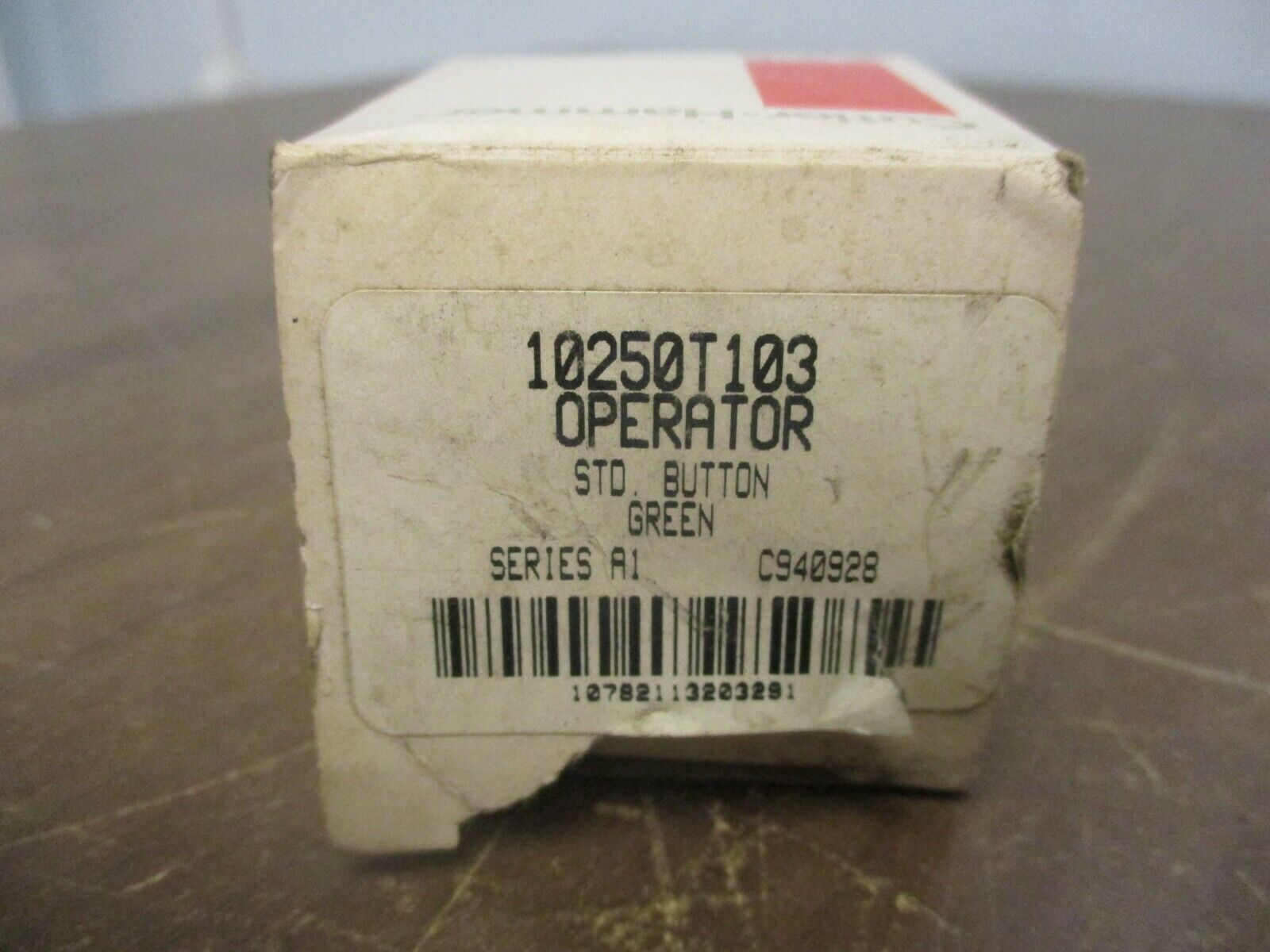 Cutler-Hammer Pushbutton Operator 10250T103 Ser. A1 Green NEMA 4,4X-13