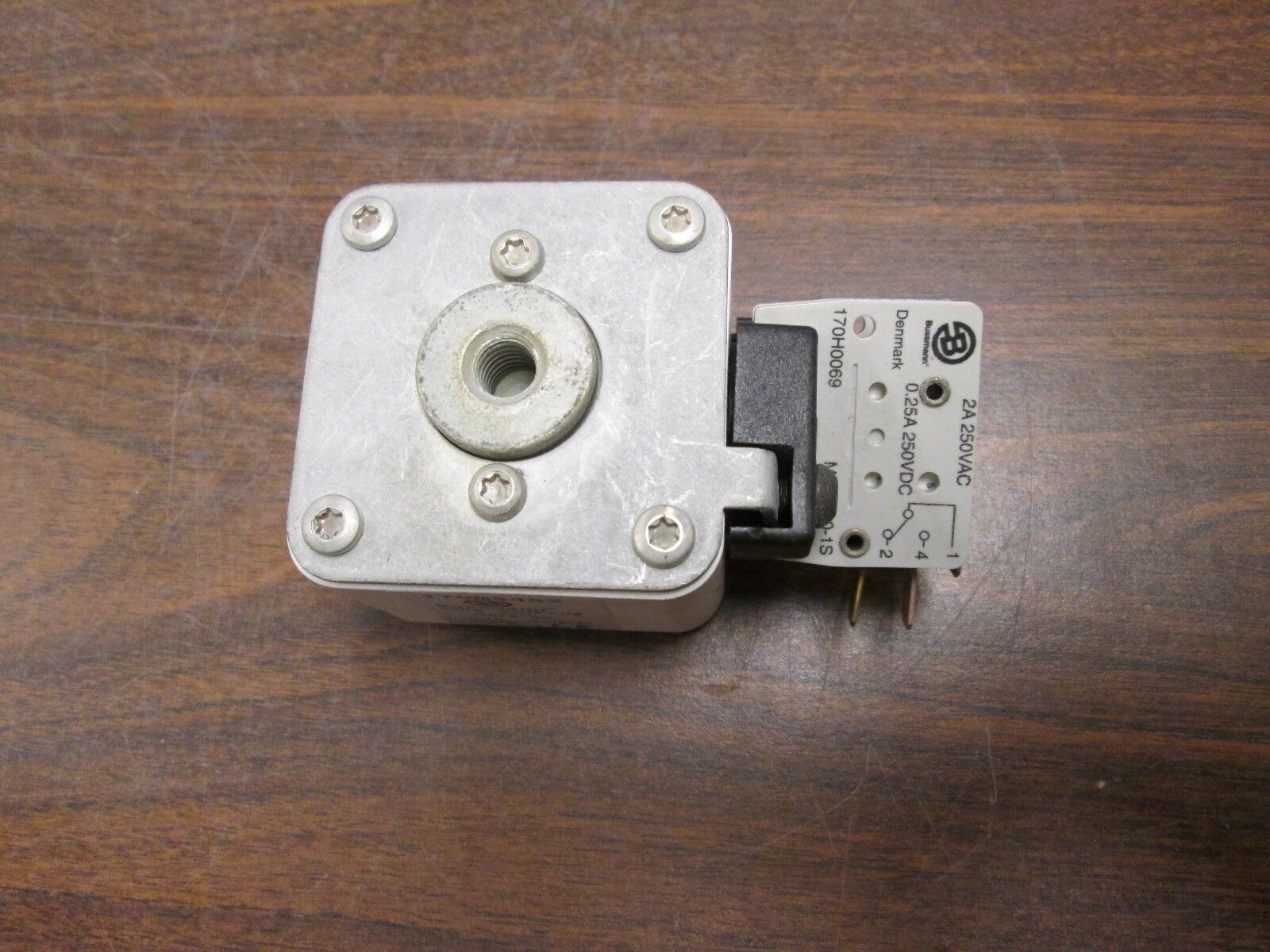 Bussmann Fuse 170M5452 1400A 550V Used