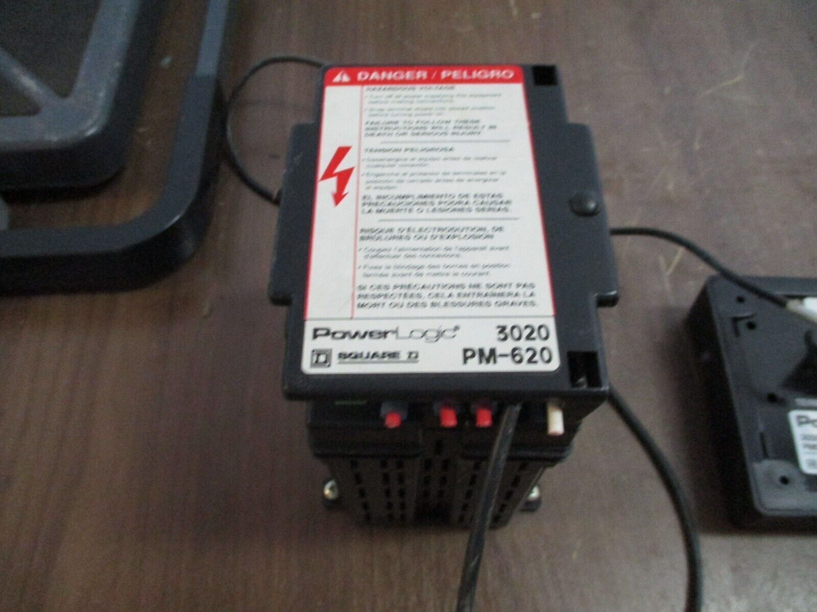Square D PowerLogic Power Meter w/ Display 3020 PM-620/3020 PMD-32 Ser F3 Used
