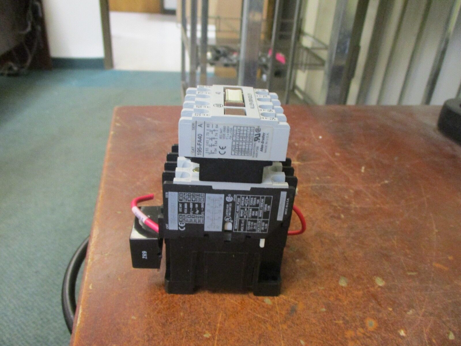 Allen-Bradley Contactor w/Aux Contact Block 700-F400A1 120V Coil Used