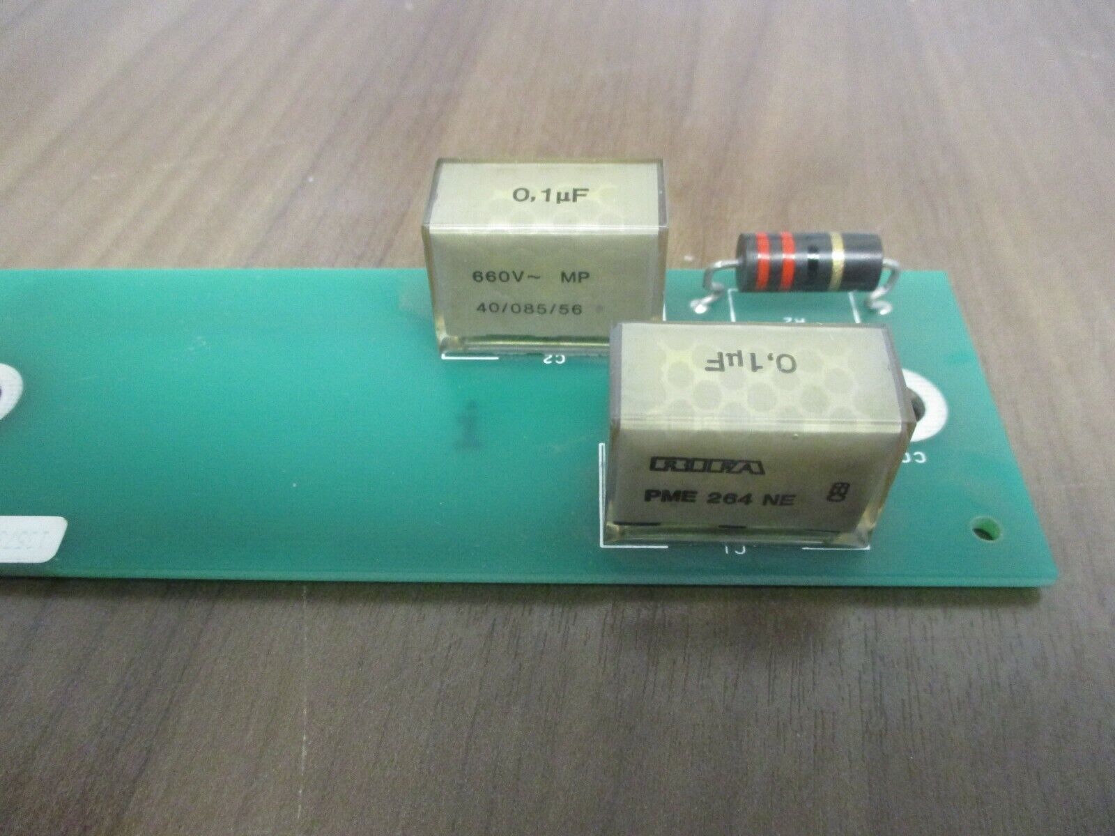 Allen-Bradley Snubber Board 135735 Rev: 01 Used
