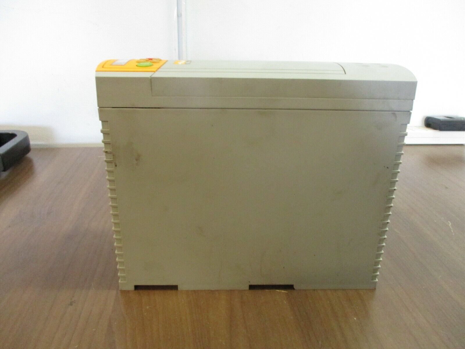 Parker 650 Series AC Drive 650V/0005/460/RBF 5HP 3Ph FW: 4V12 w/ Keypad Used