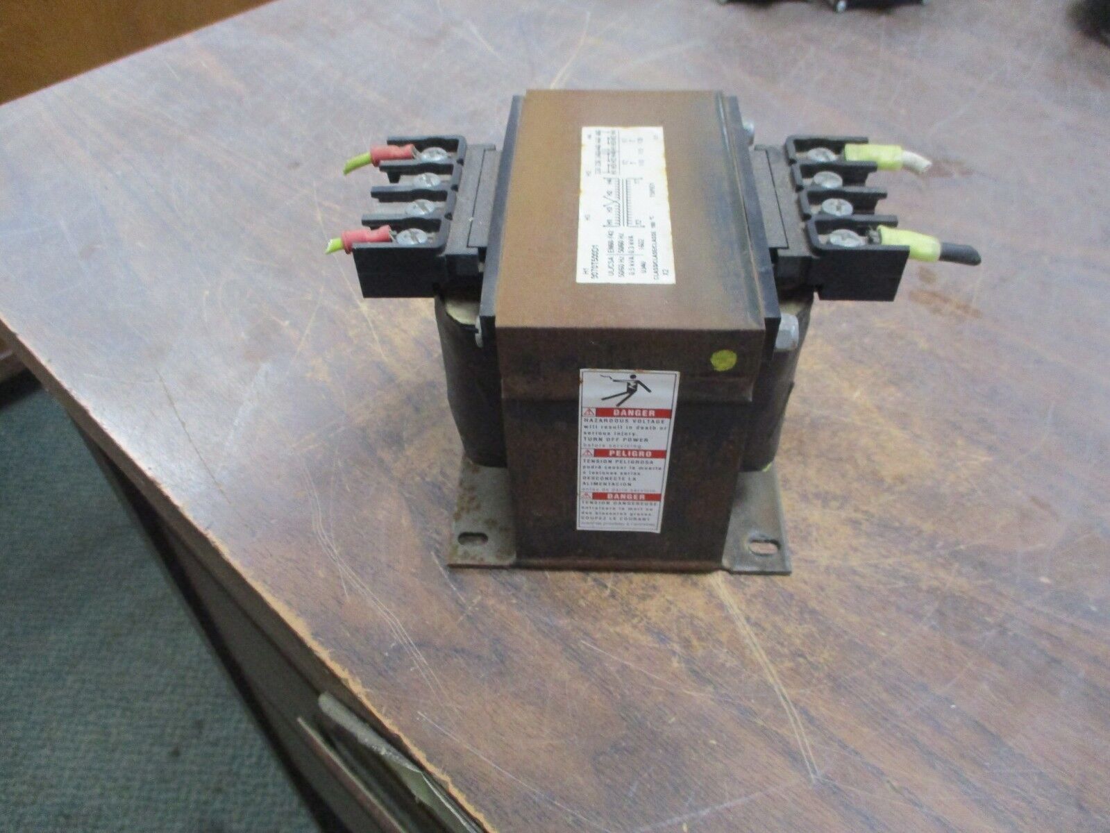 Square D Transformer 9070T500D1 .500KVA Pri 240/480V Sec 120V Used