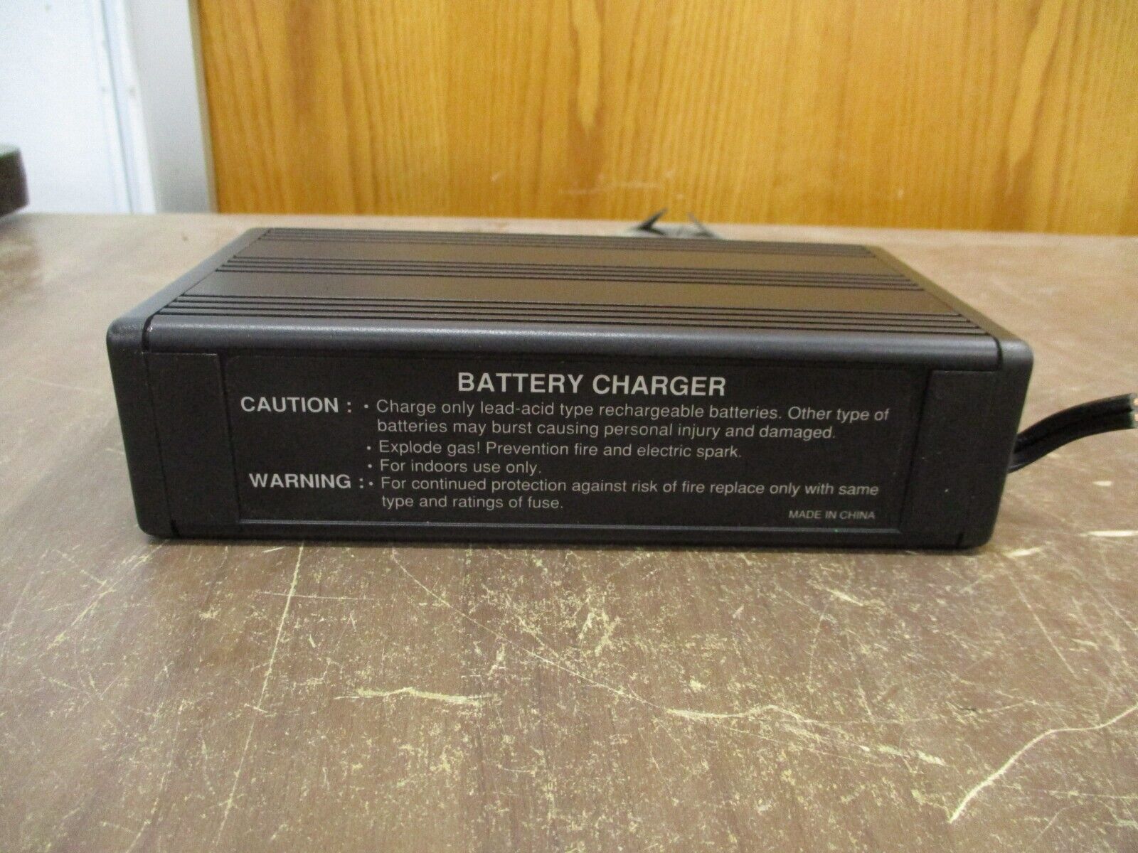 Mean Well Battery Charger PB-120N-27C Output: 27.6VDC 4.3A *No Cable* Used