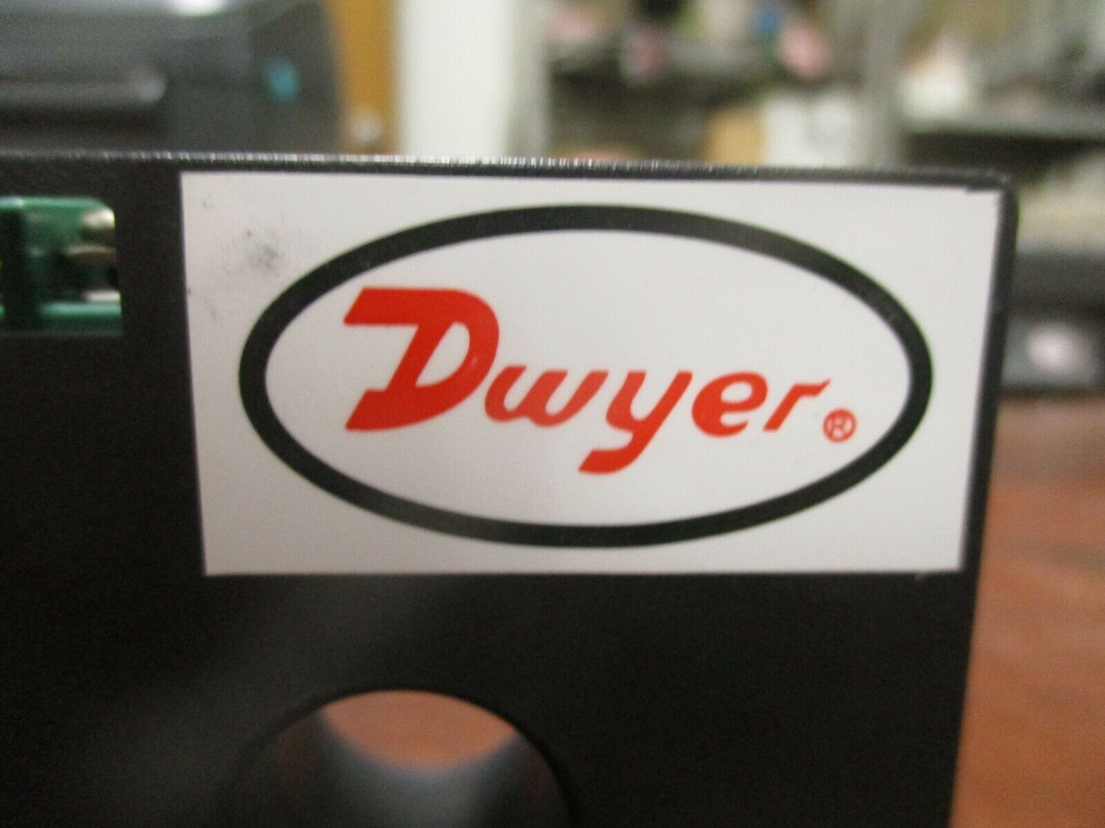 Dwyer AC Current Switch CCS-121050 1-200A Used