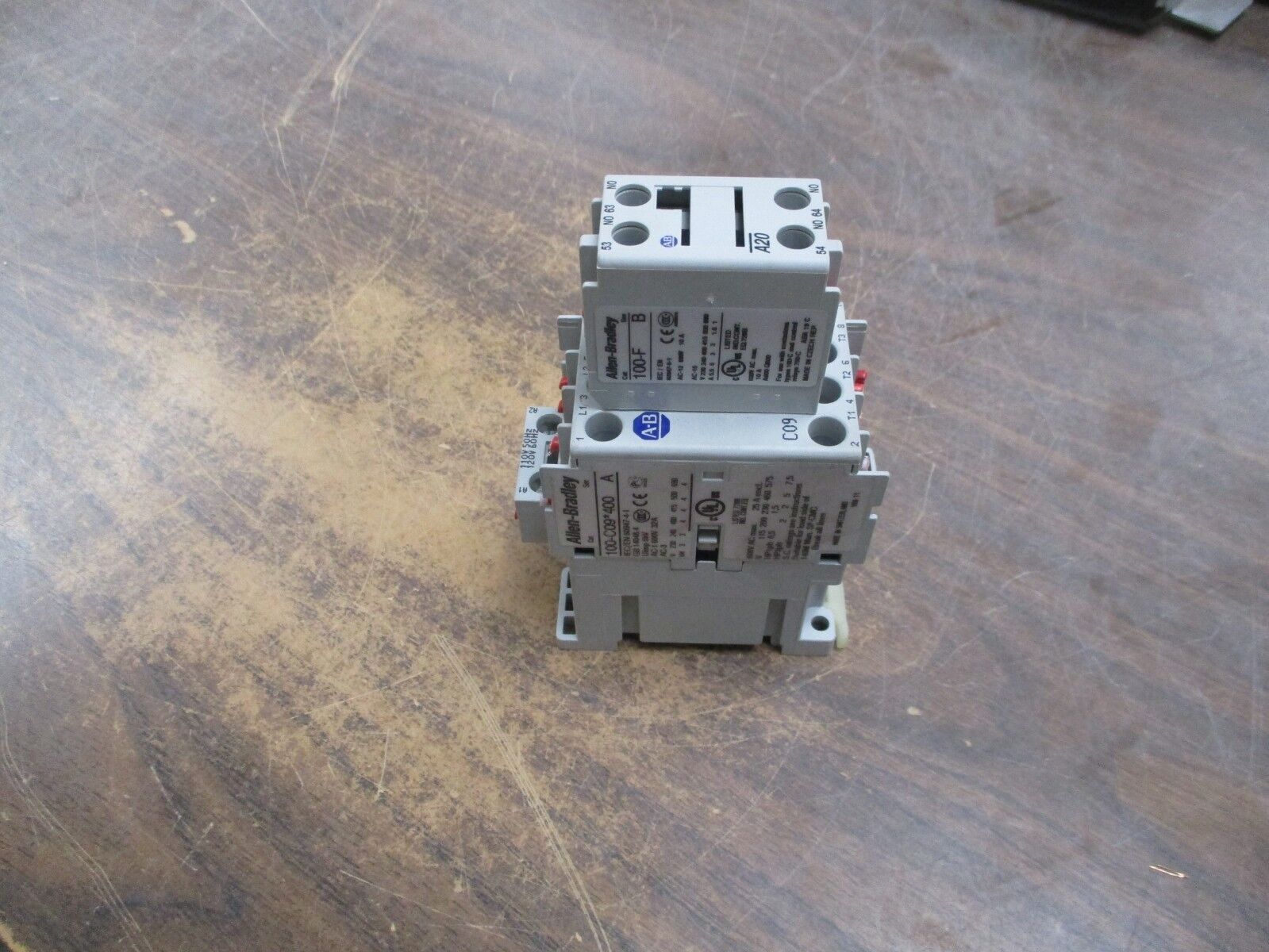 Allen-Bradley Contactor 100-C09*400 120V Coil 25A 600V w/ Aux Contact Block Used