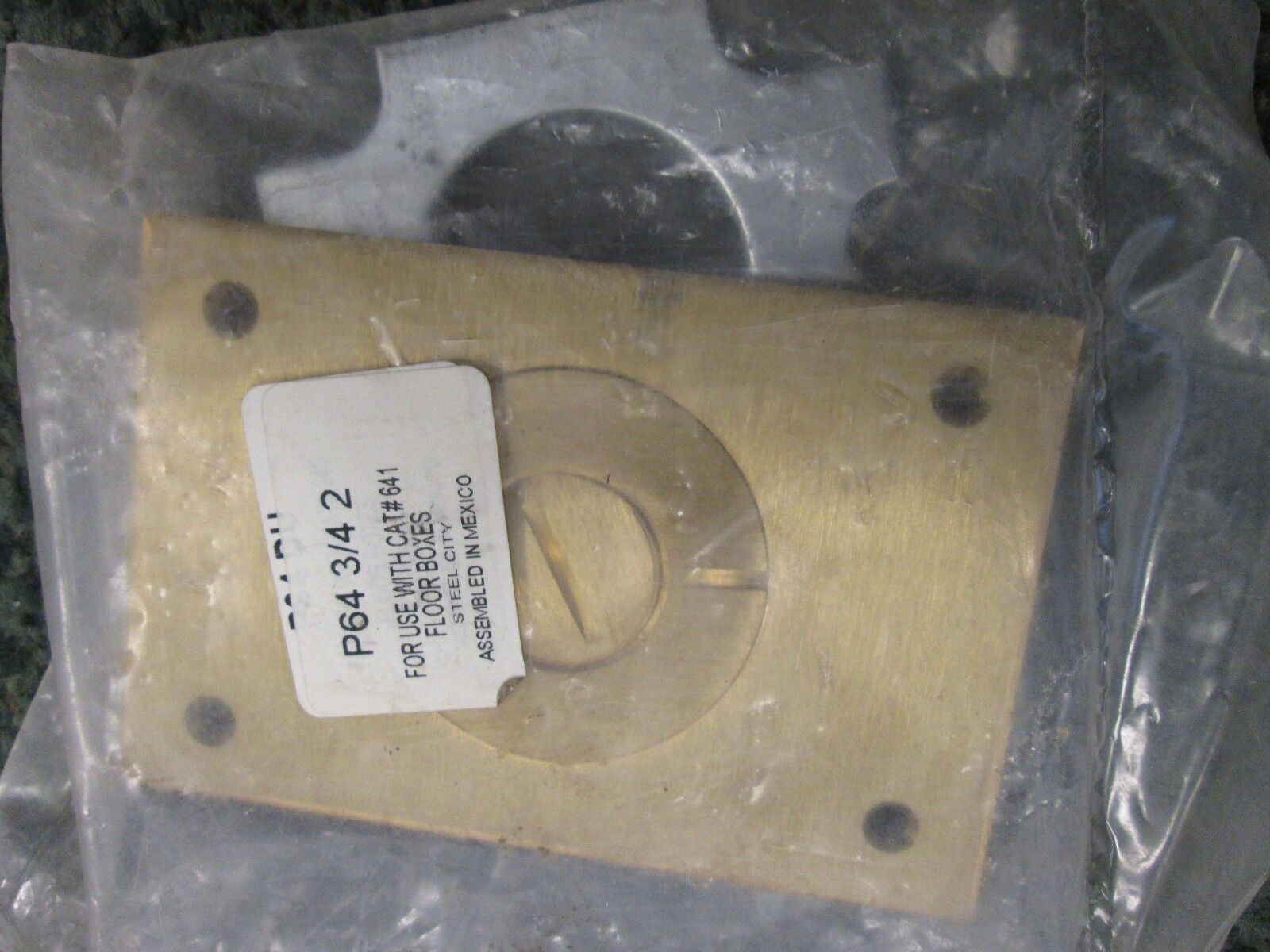 Thomas & Betts Brass Surface Cover P64 3/4 2 New Surplus