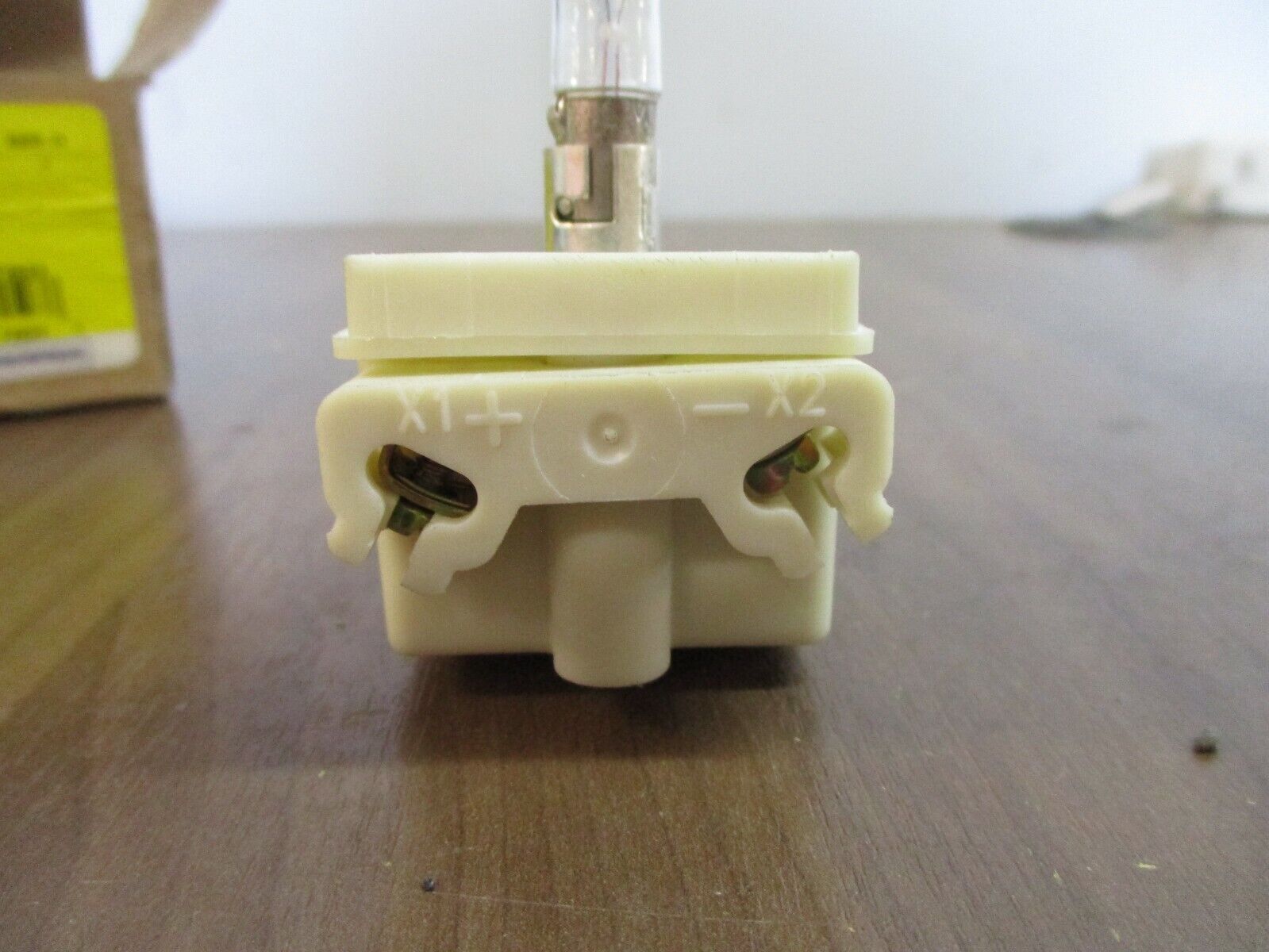 Square D FingerSafe Light Module 9001KM1 Ser. H Transformer Type New Surplus