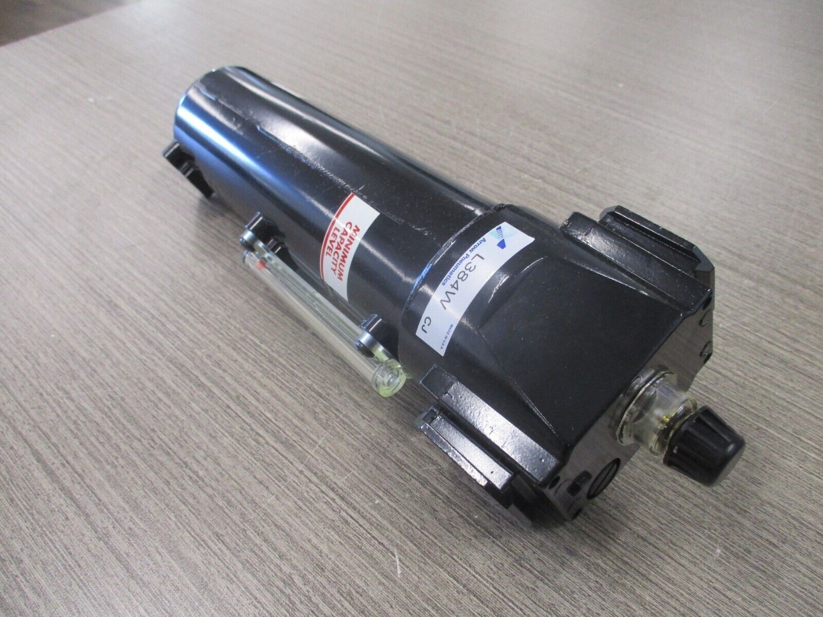 Arrow Pneumatics Arrowfog Lubricator L384W 1/2" 20 oz. New Surplus