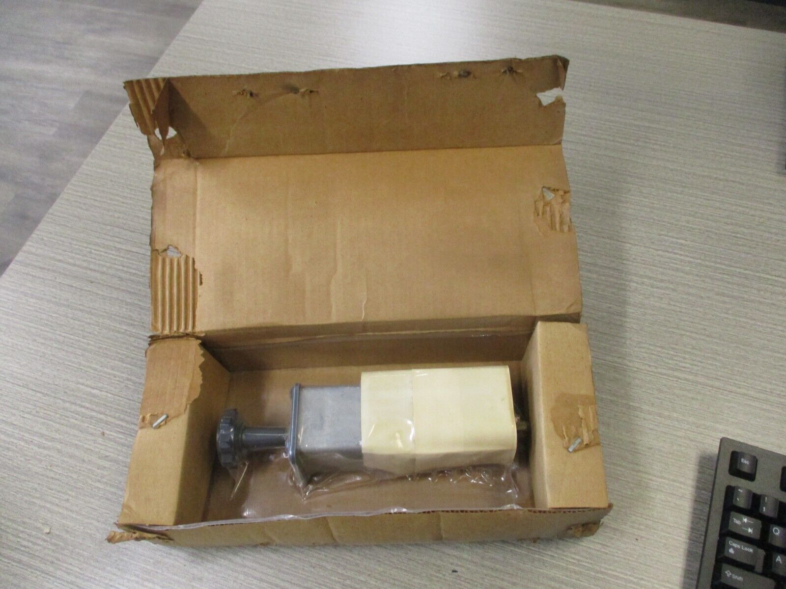 GE Type SBM Rotary Switch F8A03S1A0K1 *New Surplus*