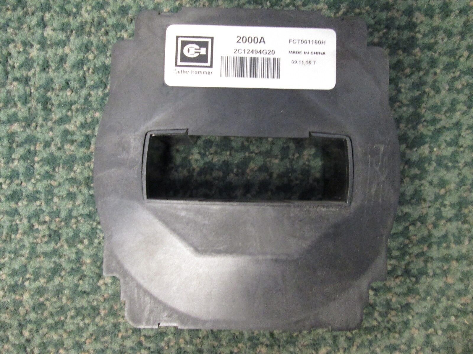 Cutler-Hammer Current Sensor 2C12494G20 2000A Used