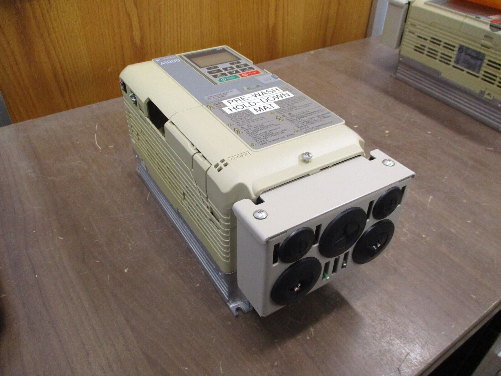Yaskawa A1000 AC Drive CIMR-AU4A0005FAA Rev. D 3HP 3Ph w/ Keypad Used