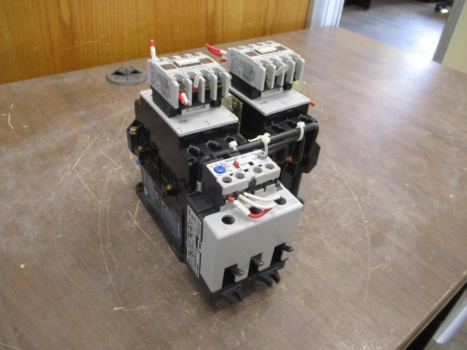 Allen-Bradley Reversing Starter 100-A38N*3 / 193-A2H2 120V Coil Trip: 12-38A
