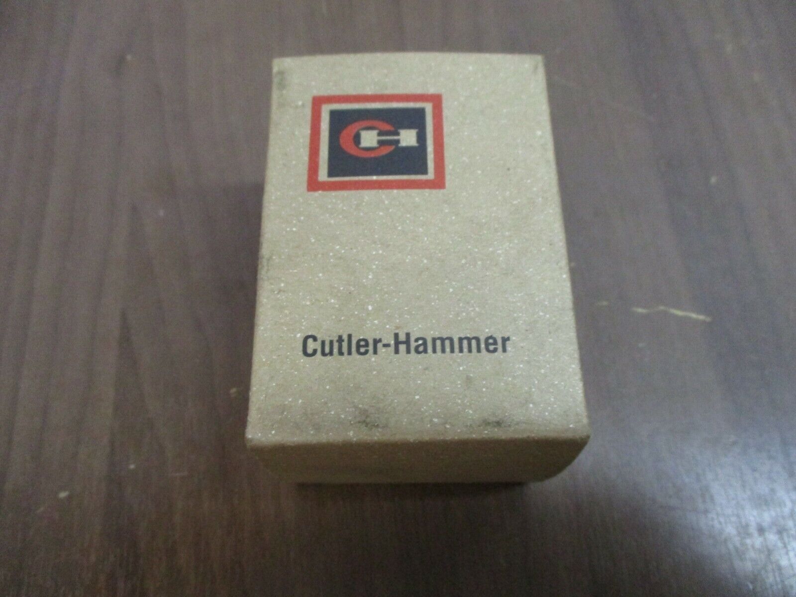 Cutler-Hammer Freedom Series Side Mounted Aux Contact C320KGS1 Ser. A2