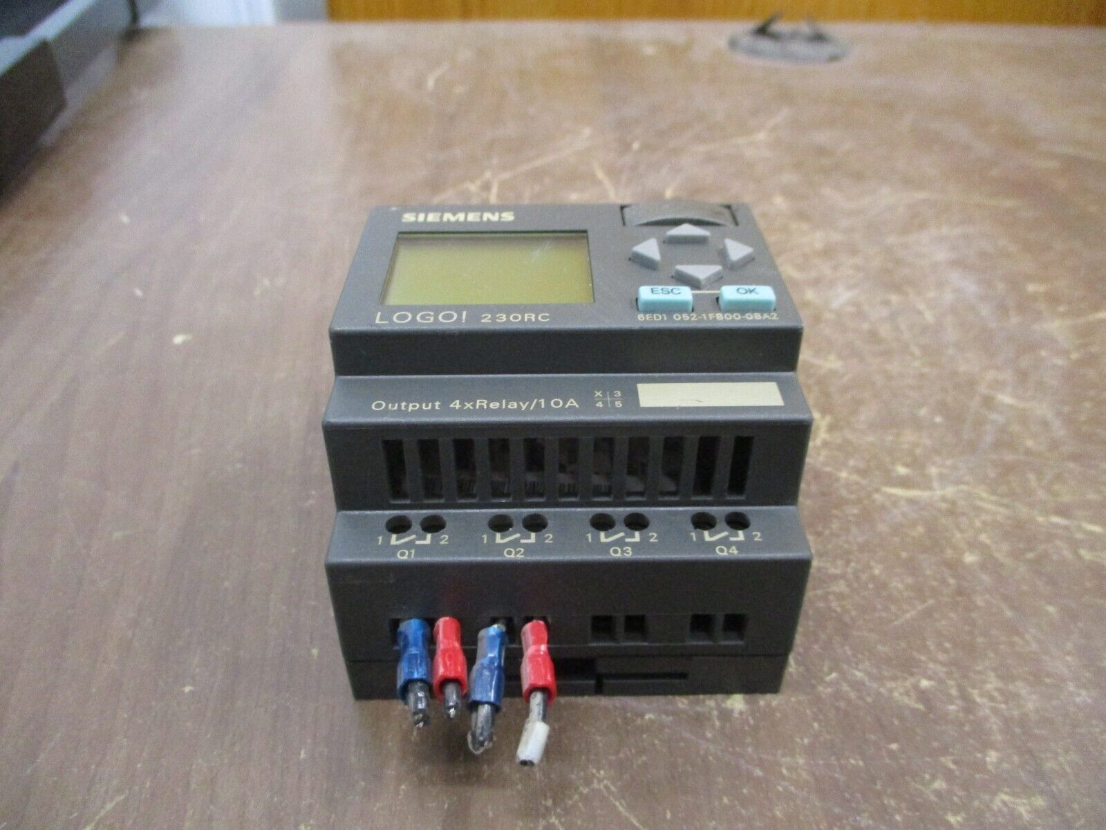 Siemens LOGO! 230RC Logic Module 6ED1 052-1FB00-0BA2 115/120VAC 230/240VAC Used