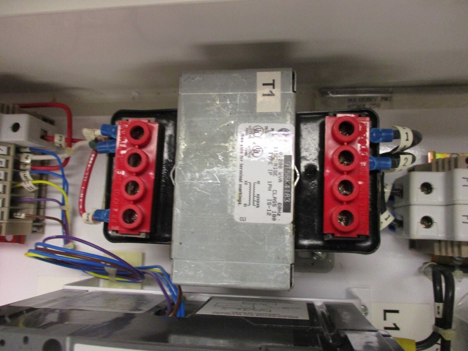 GE Breaker Disconnect Panel R4504WG 25A 208V 65KAIC New Surplus