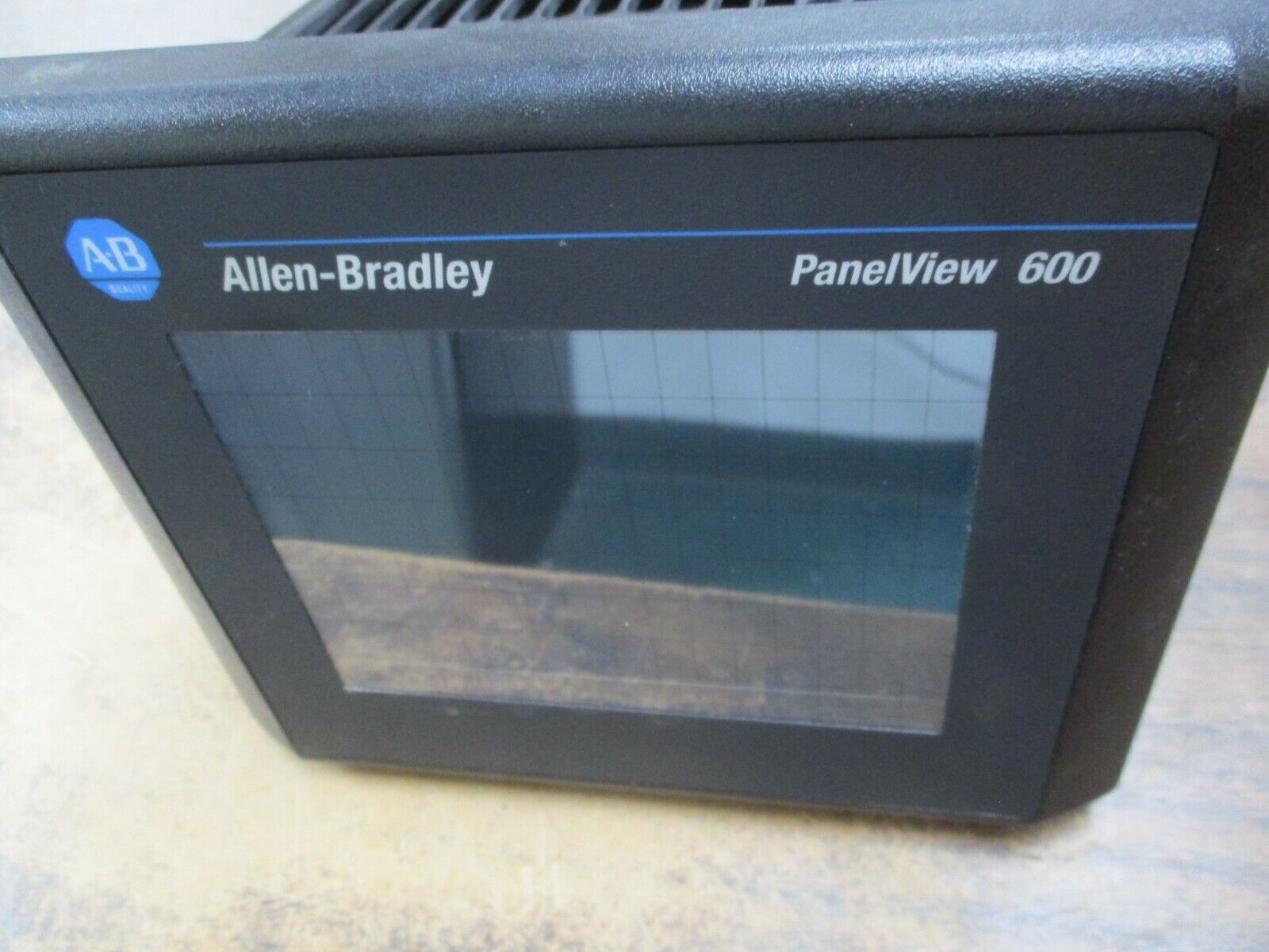 Allen-Bradley PanelView 600 2711-T6C20L1 Ser. B Rev. F FRN: 4.46 Used