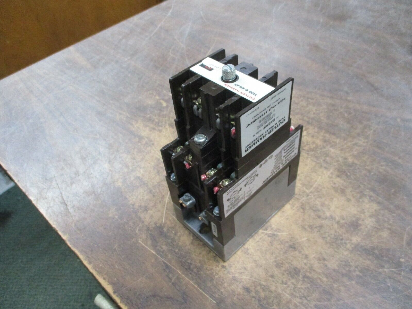 Cutler-Hammer Type M Relay w/ 4 Pole Attachment D26MB/D26MF 120V Coil Used
