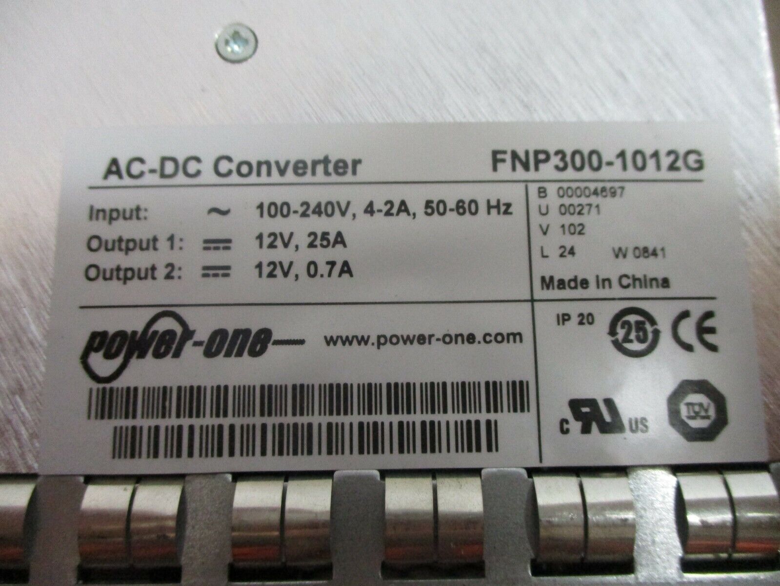 Power-One AC-DC Converter / Power Supply FNP300-1012G Output: 24VDC 25/0.7A Used