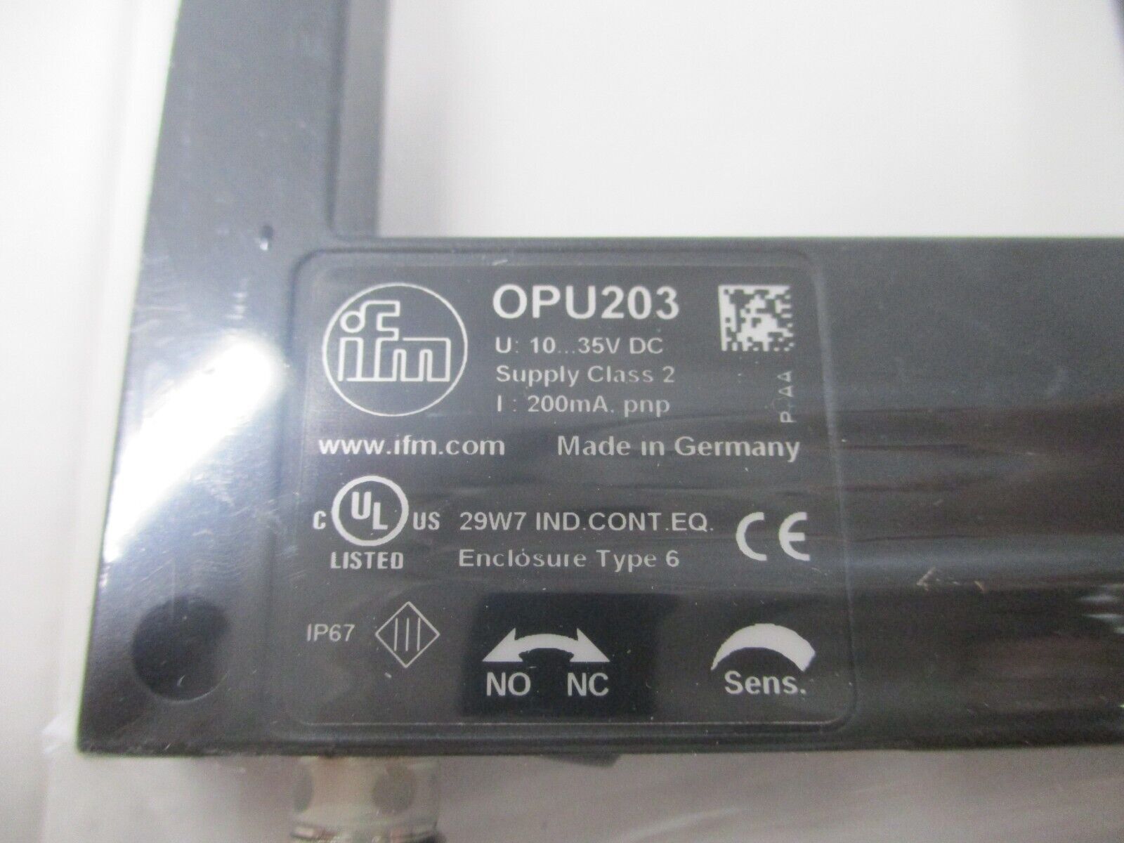 ifm OPU203 Photoelectric Fork Sensor OPU-FPKG/AS Type 6 Enclosure New Surplus
