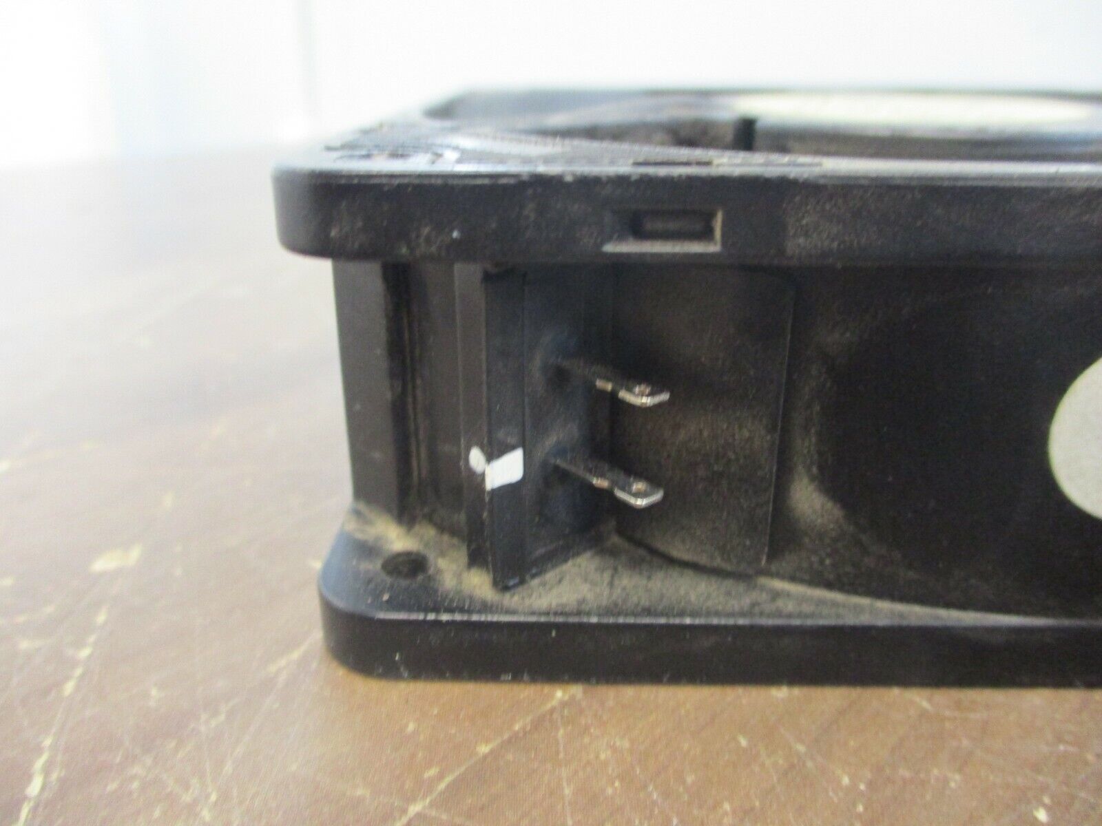 IkuraFan Axial Fan UHS4556M 220V 50/60Hz 20/18W Used