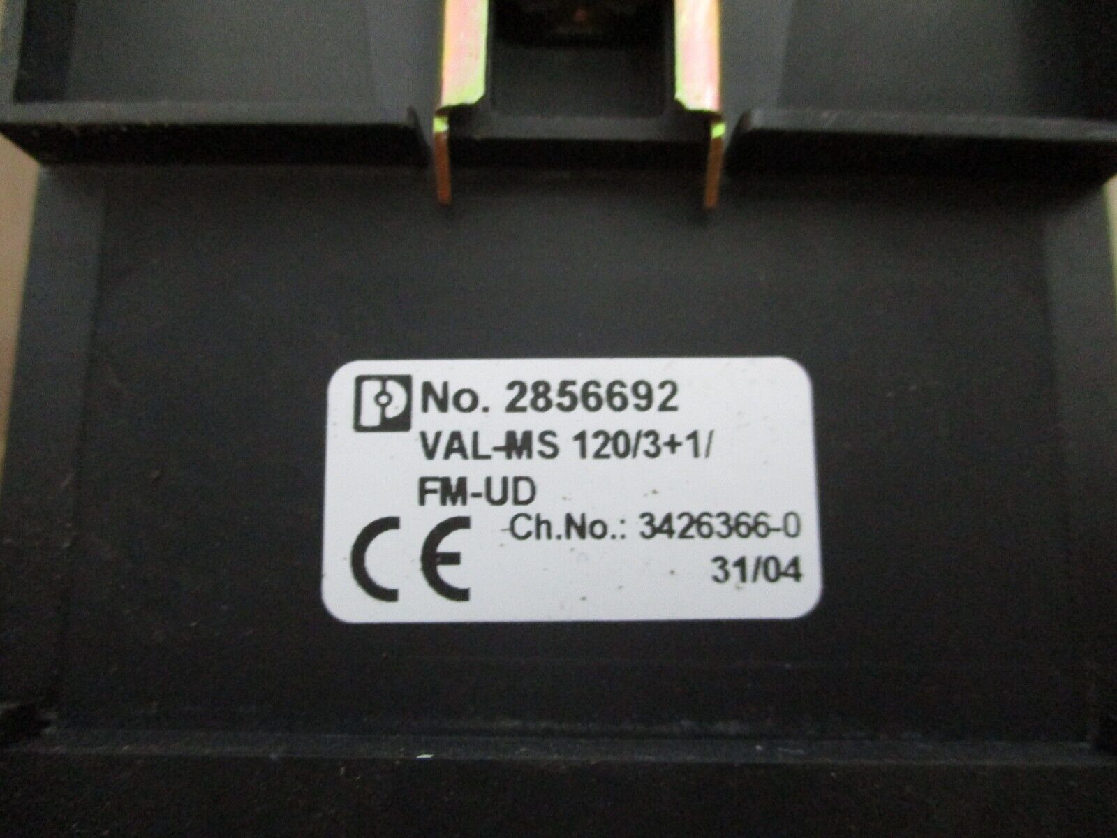 Phoenix Contact Surge Arrester Base VAL-MS 120/3+1/FM-UD Used