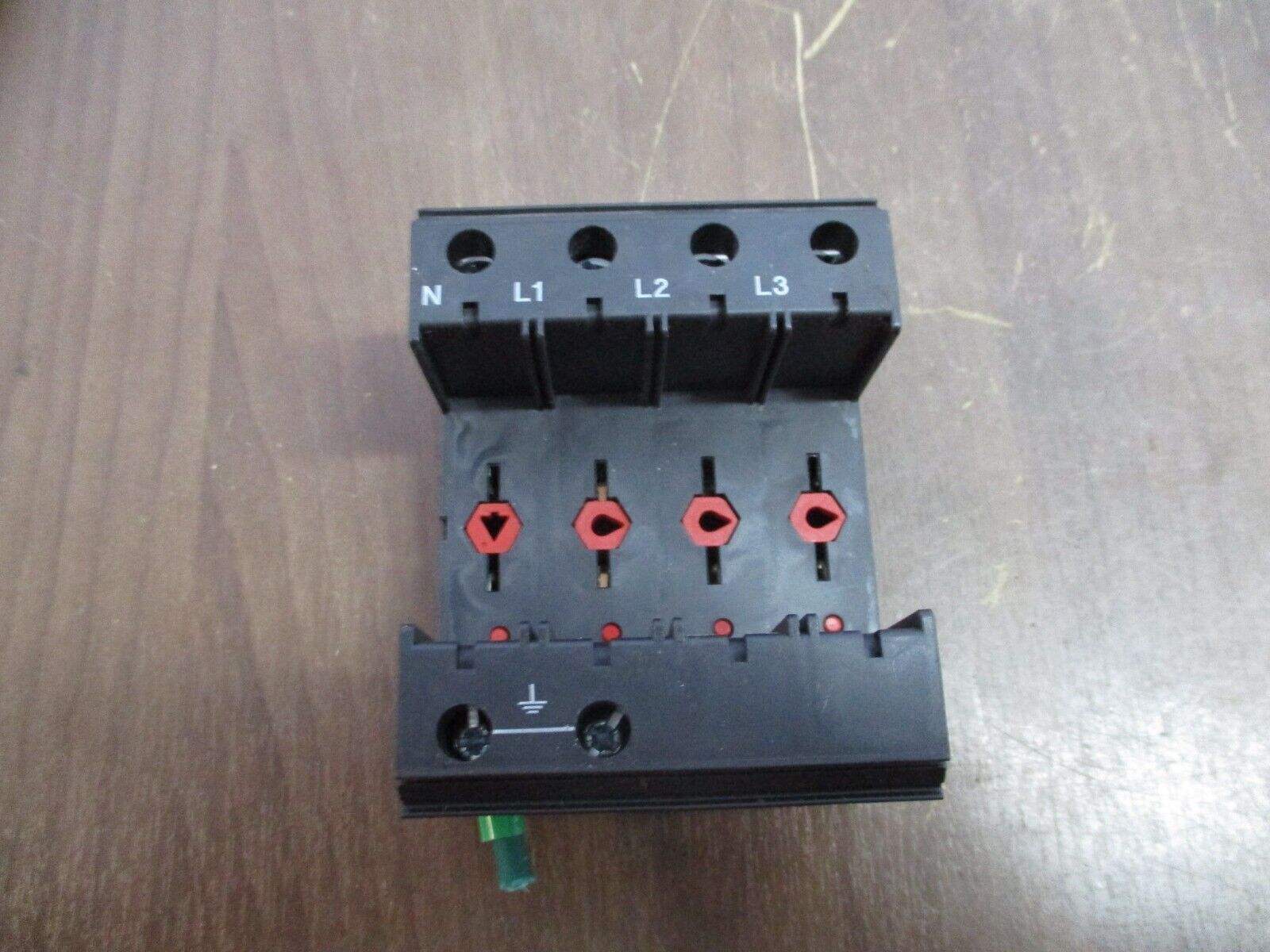 Phoenix Contact Surge Arrester Base VAL-MS 120/3+1/FM-UD Used