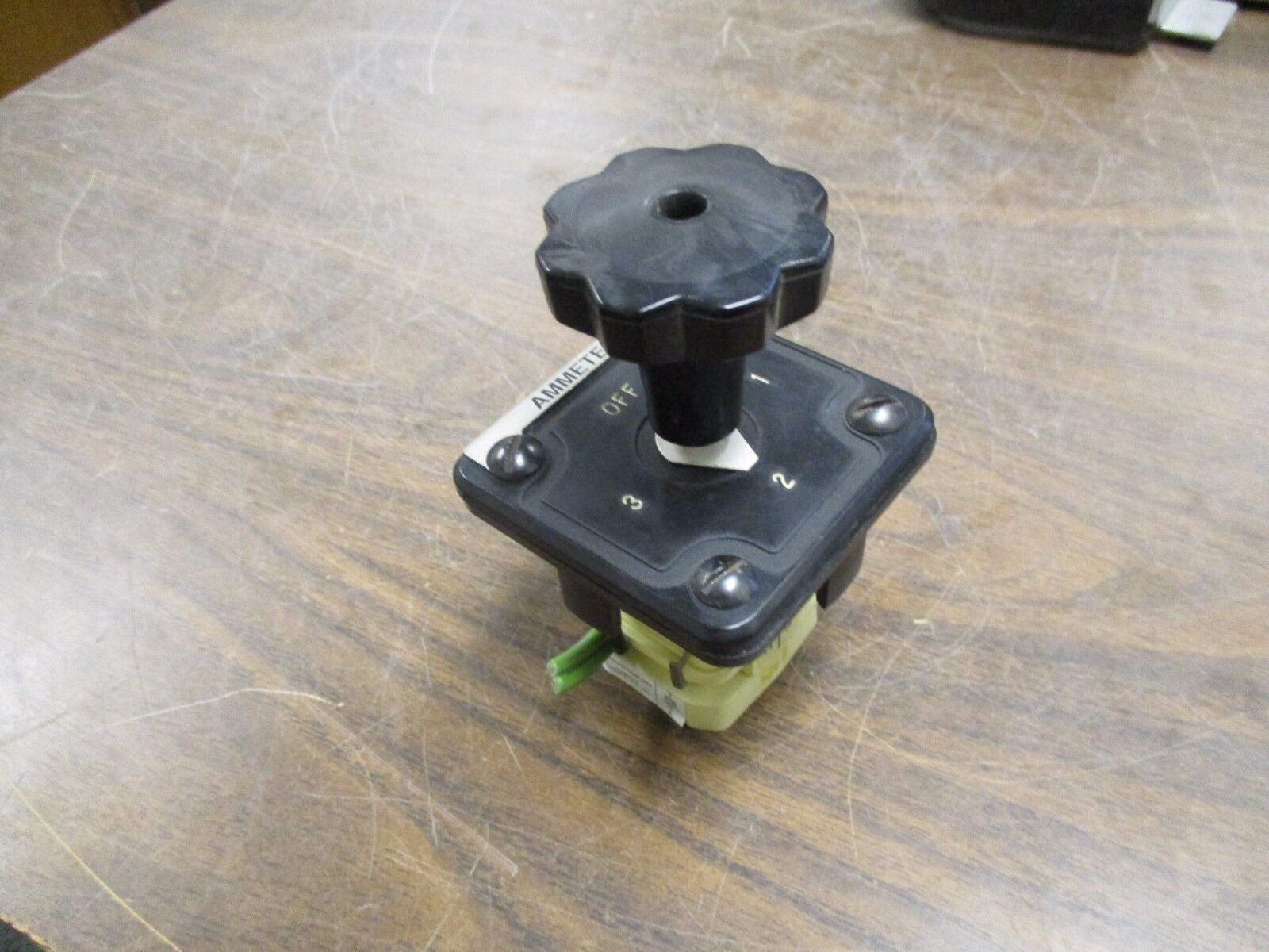 Gave Ammeter Rotary Switch U10-7211 10A 600V Used