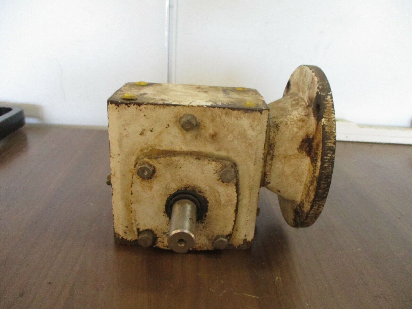 Baldor Gear Reducer GP0208A007 WDF-918-60-B5-G Ratio 60:1 0.324 HP Input Used