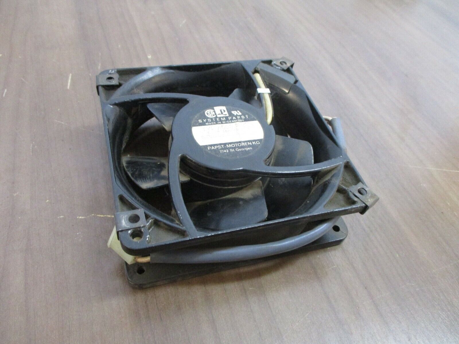 Papst Axial Fan 4606 N 115V 50/60Hz Used