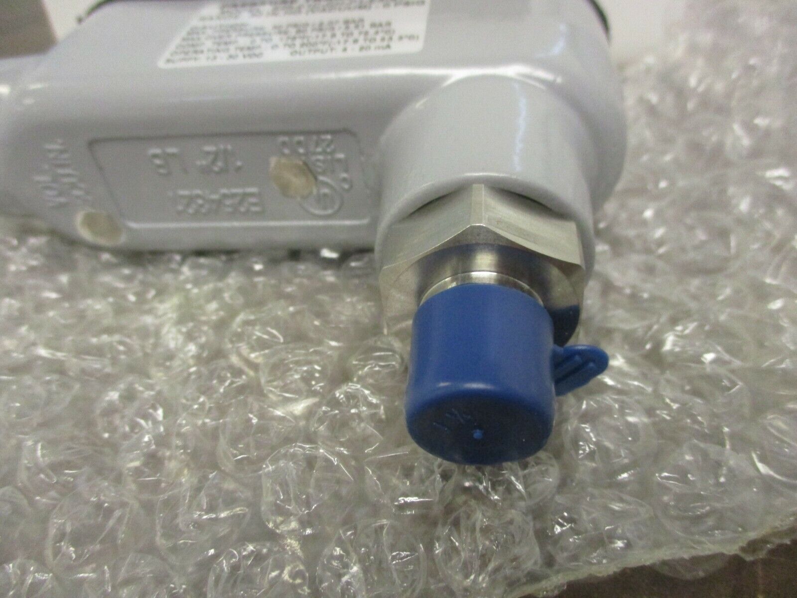 Dwyer Pressure Transmitter 626-01C-CH-P1-E5-S1 New Surplus