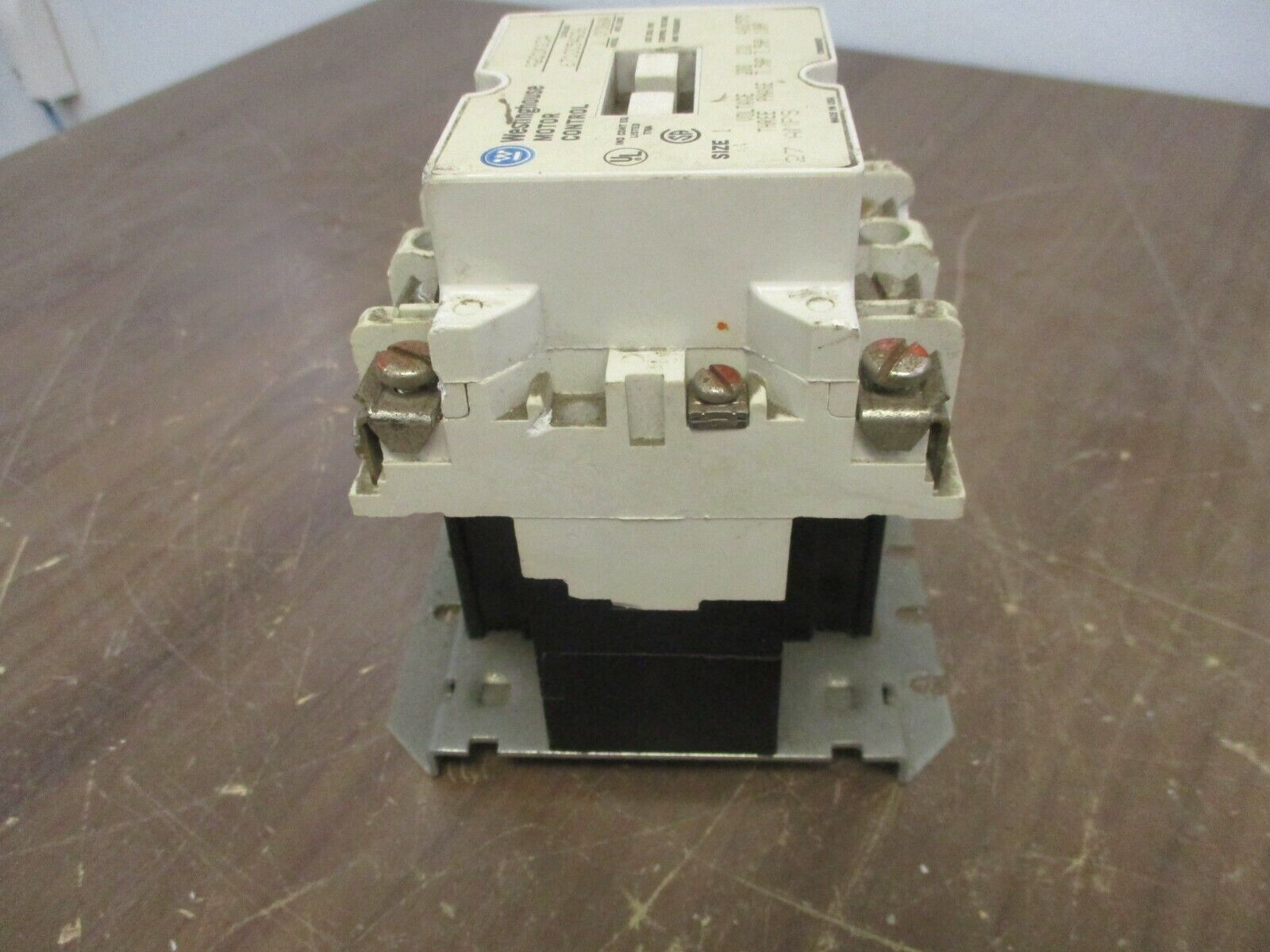 Westinghouse Size 1 Contactor A201K1CA 120V Coil 27A Used Cracked Insulator/Side
