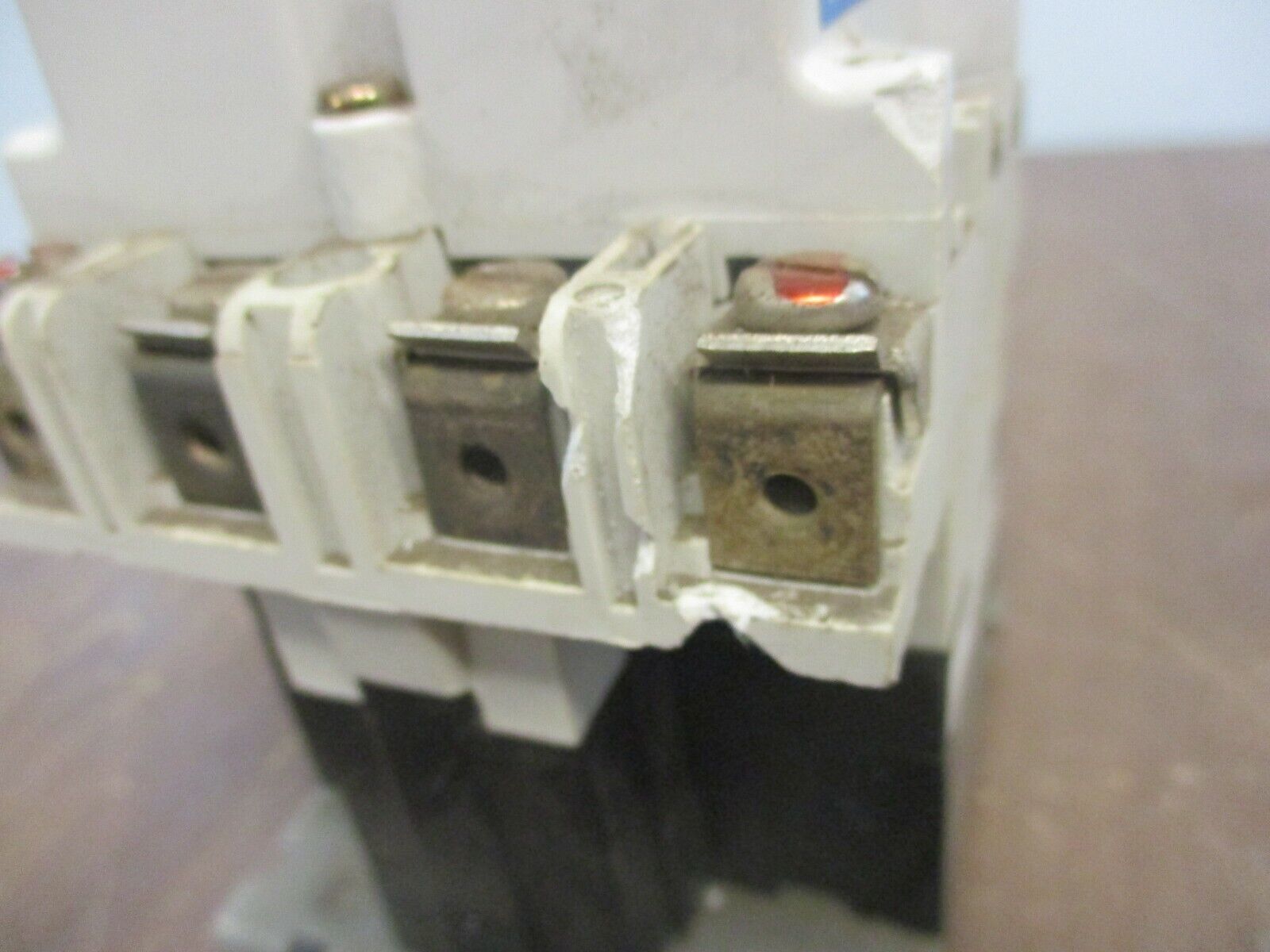 Westinghouse Size 1 Contactor A201K1CA 120V Coil 27A Used Cracked Insulator/Side