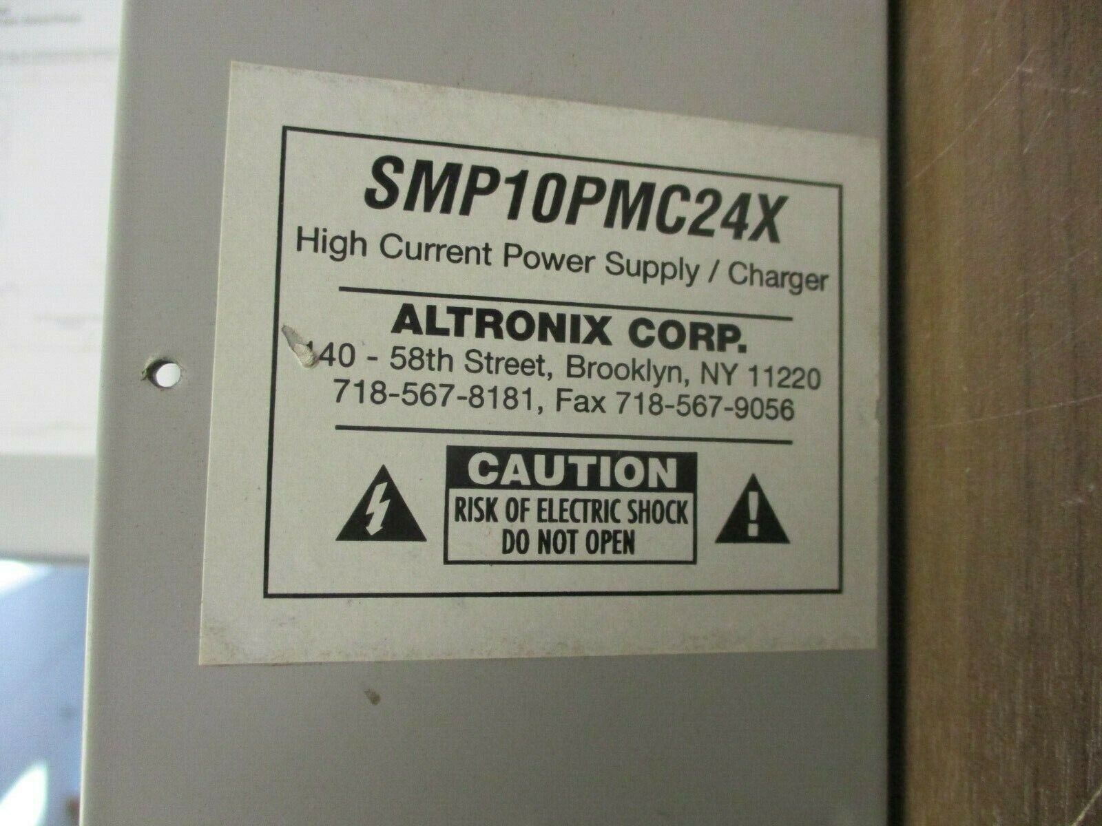 Altronix Supervised High Current Power Supply/Charger SMP10PMC24X Input: 115VAC