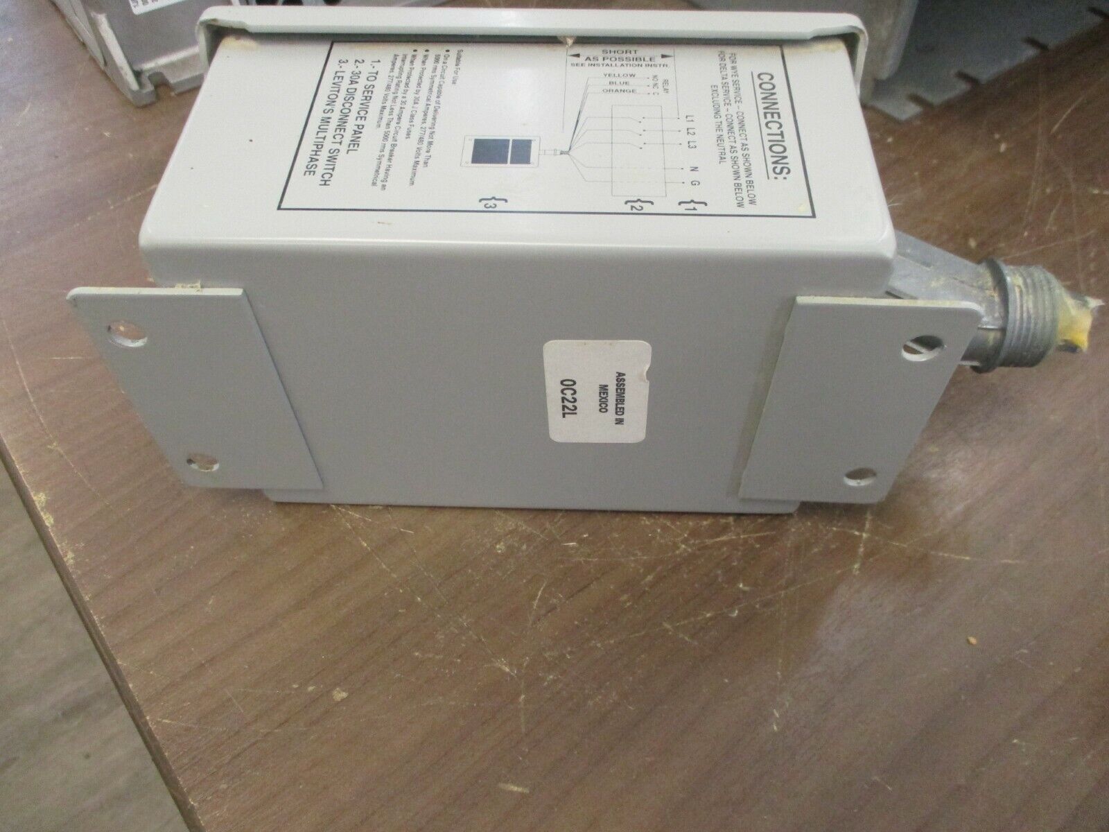 Leviton 3R Surge Protector 32277-DY3 277/480VY 240/480V 50/60Hz Used