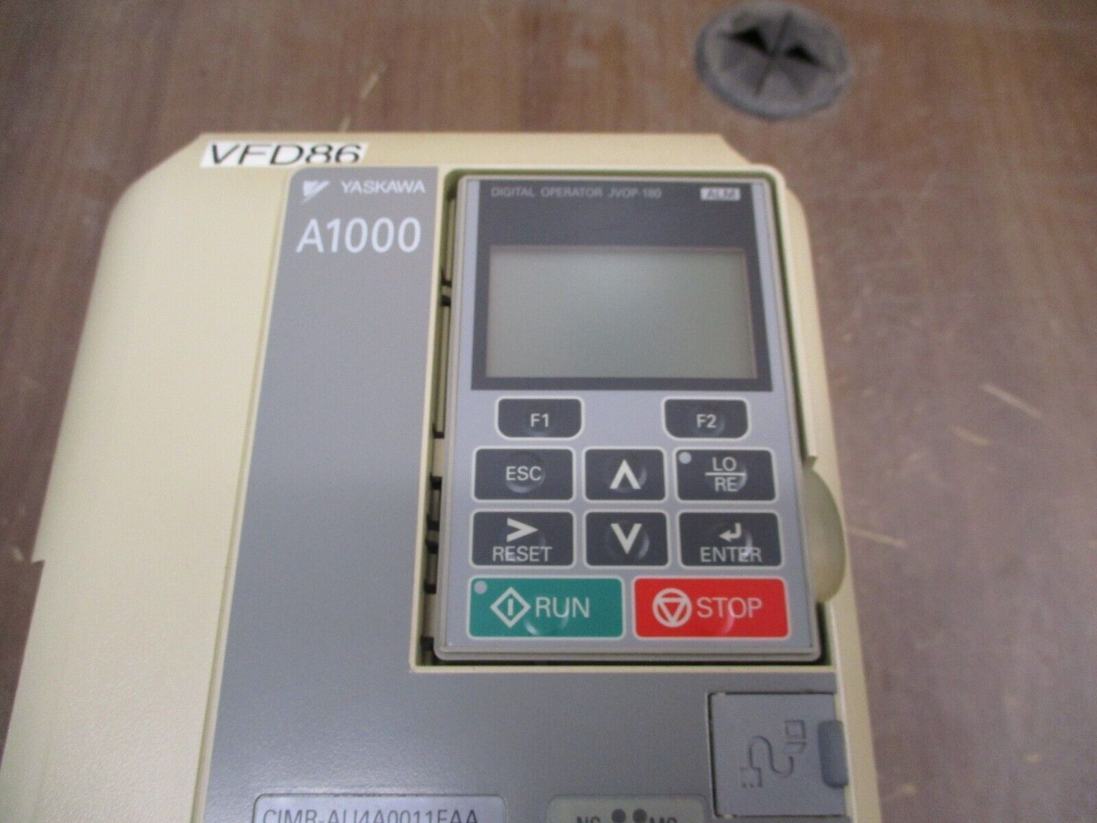 Yaskawa A1000 AC Drive CIMR-AU4A0011FAA Rev. D 7.5HP 3Ph w/ Keypad Used