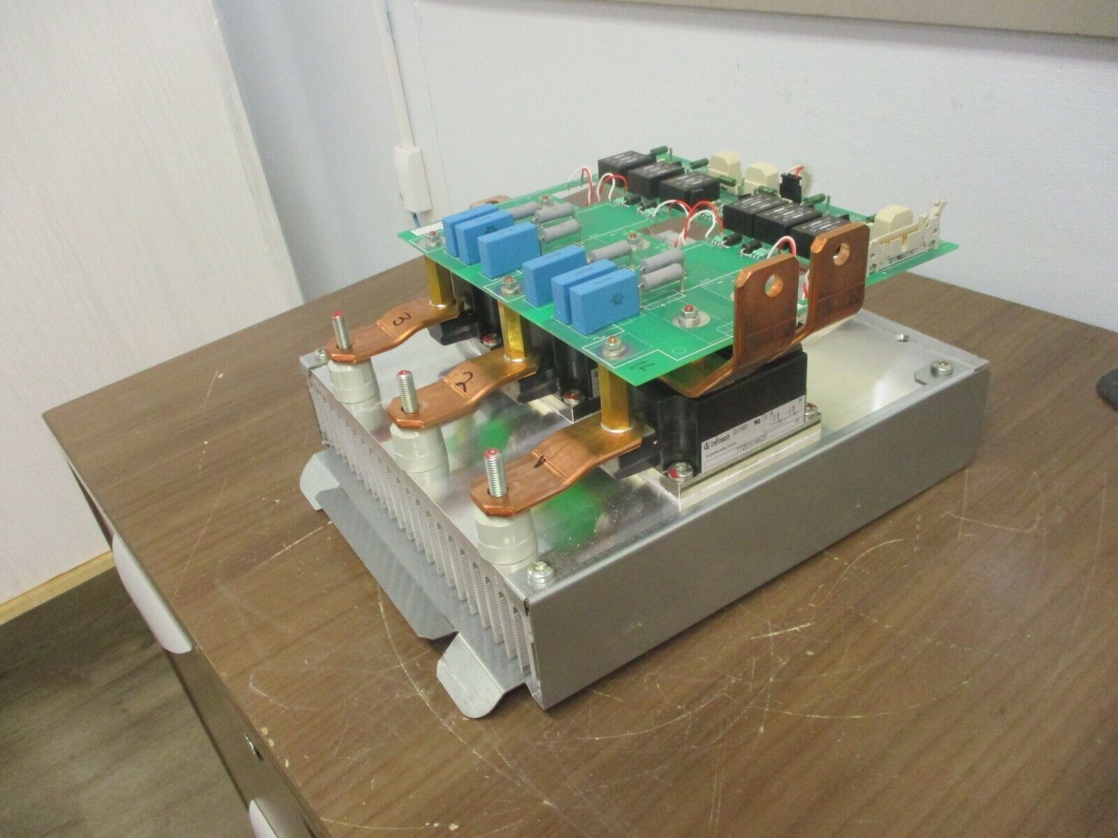 MGE CHDI UPS Module 500K040RGCEVNT01 Used