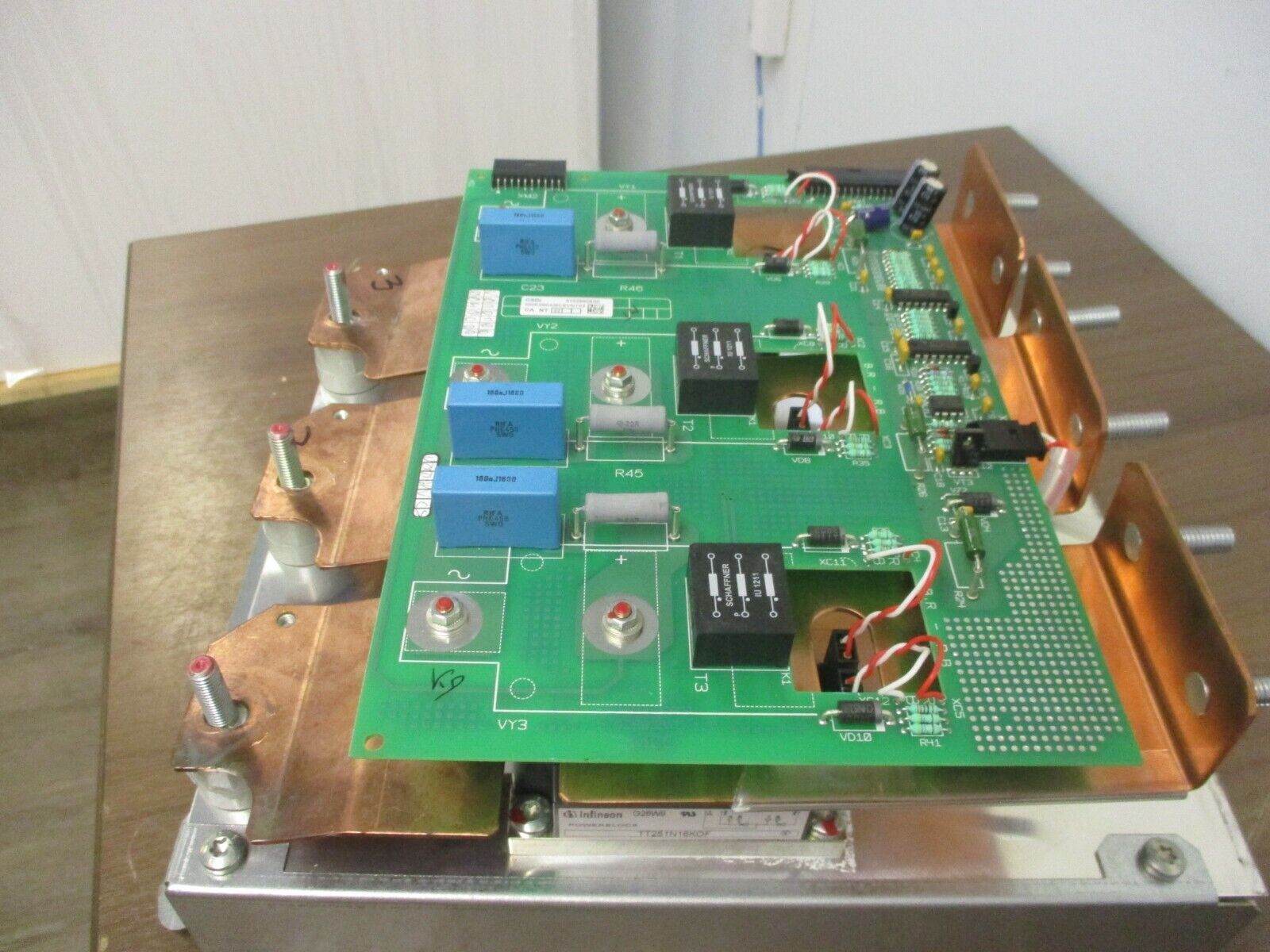 MGE CHDI UPS Module 500K090AMCEVNT02 Used